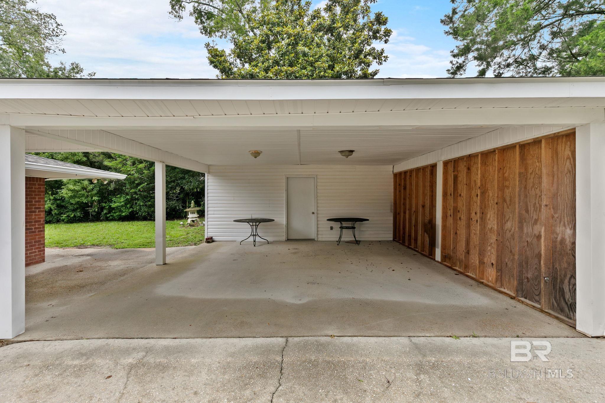 https://zimg.paragon.ice.com/ParagonImages/Property/PG/BCAR/398398/56/0/0/a2573bb813da8c54508f597040e01b78/7/e20ecf1d489159a015ebc0cb1a47db09/398398-21c531f1-b1e2-4b29-8faf-8782e1533604.JPG