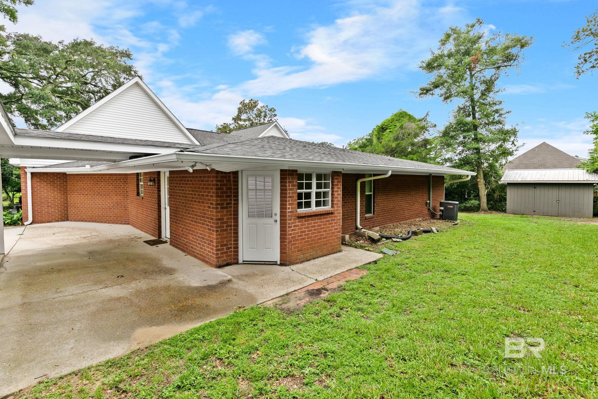 https://zimg.paragon.ice.com/ParagonImages/Property/PG/BCAR/398398/57/0/0/2721de35d252df37056be201ee8edeb3/7/e20ecf1d489159a015ebc0cb1a47db09/398398-a7ef52a0-6a52-4bdd-98cd-1440c7eb9a18.JPG
