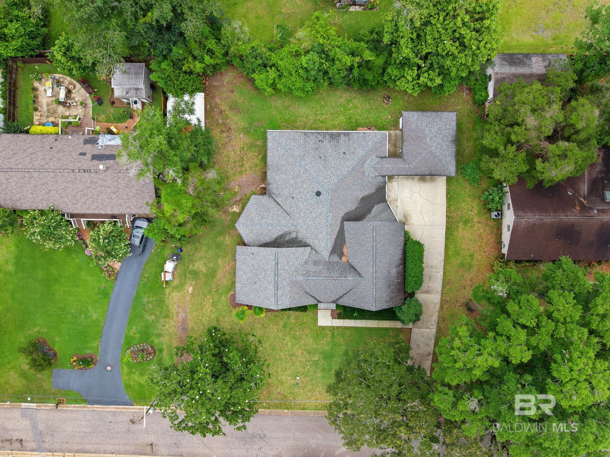 https://zimg.paragon.ice.com/ParagonImages/Property/PG/BCAR/398398/66/0/0/d3ecb8d0487fceb48a680334d59245ae/7/e20ecf1d489159a015ebc0cb1a47db09/398398-15cba508-cbc3-41c3-bc99-685d32e2b510.JPG