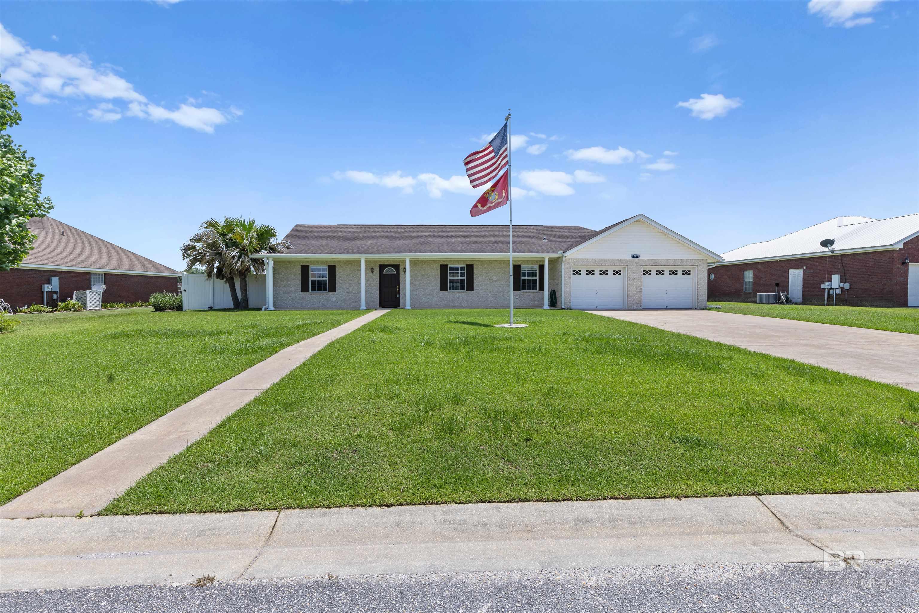 17478 E View Loop
