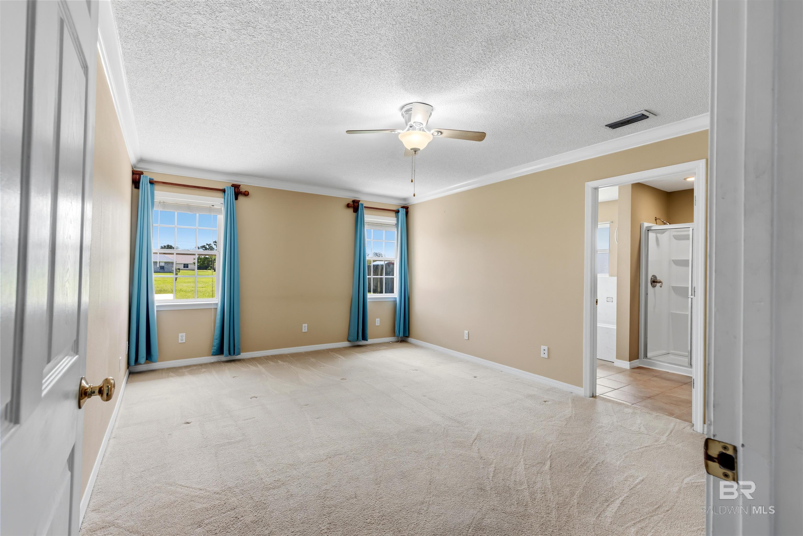 https://zimg.paragon.ice.com/ParagonImages/Property/PG/BCAR/398400/11/0/0/539ee9c194dd900b8ae628270599c861/7/de77d4453c72f1d0f559851270dbfd2a/398400-511c24e1-3ea1-4d77-8fd7-2ec5a3fbfd69.JPG