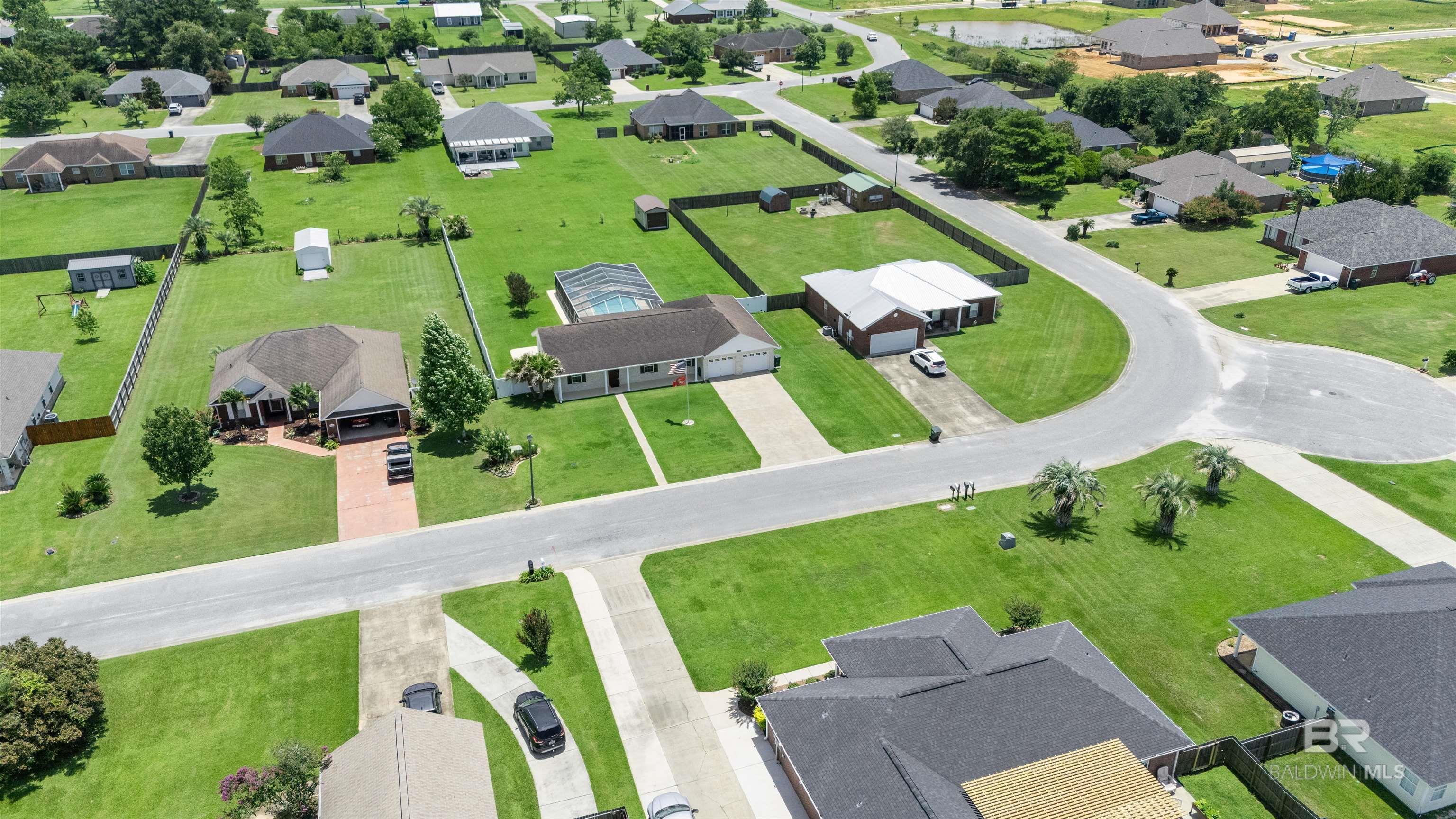https://zimg.paragon.ice.com/ParagonImages/Property/PG/BCAR/398400/28/0/0/3f668b5984c690c6461903a027e1d933/7/de77d4453c72f1d0f559851270dbfd2a/398400-b85164ac-7004-4872-a763-9b4d8725ea4e.JPG
