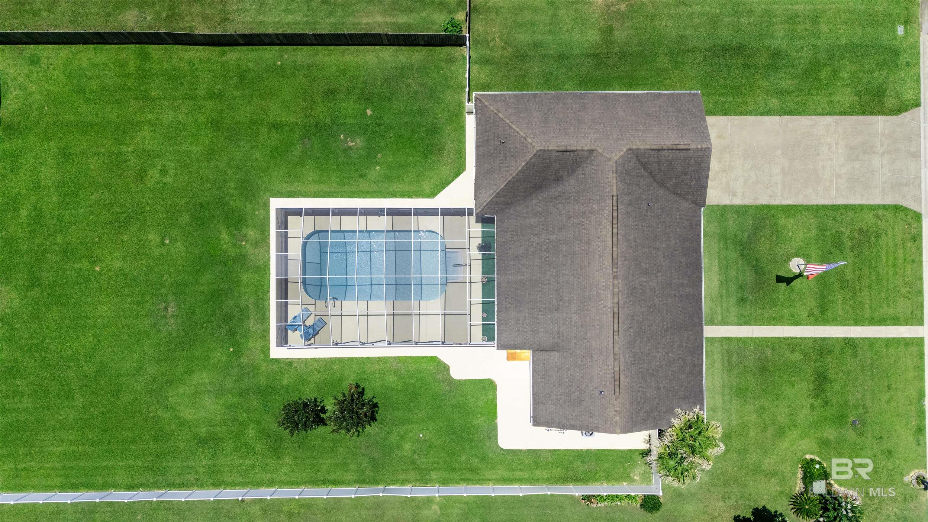https://zimg.paragon.ice.com/ParagonImages/Property/PG/BCAR/398400/31/0/0/54b5bf95add5c610b305b70b51eb5528/7/de77d4453c72f1d0f559851270dbfd2a/398400-486c83c7-a098-4a6a-8d4b-f1c12e1e723d.JPG