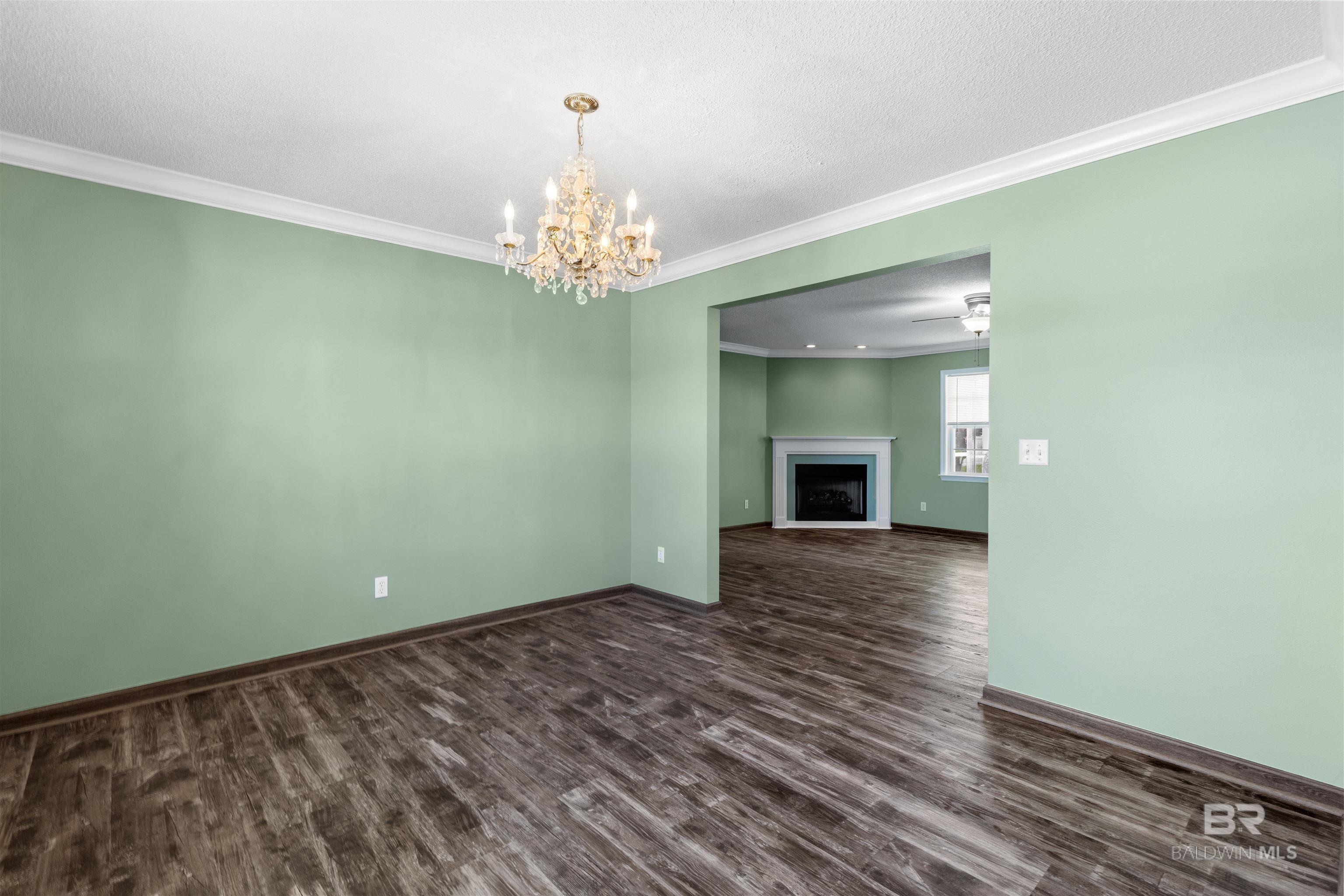 https://zimg.paragon.ice.com/ParagonImages/Property/PG/BCAR/398400/9/0/0/9685aebe32eaa68d10c445e07a6d4ece/7/de77d4453c72f1d0f559851270dbfd2a/398400-d70236c2-37ab-4a2f-89af-c772a899d845.JPG