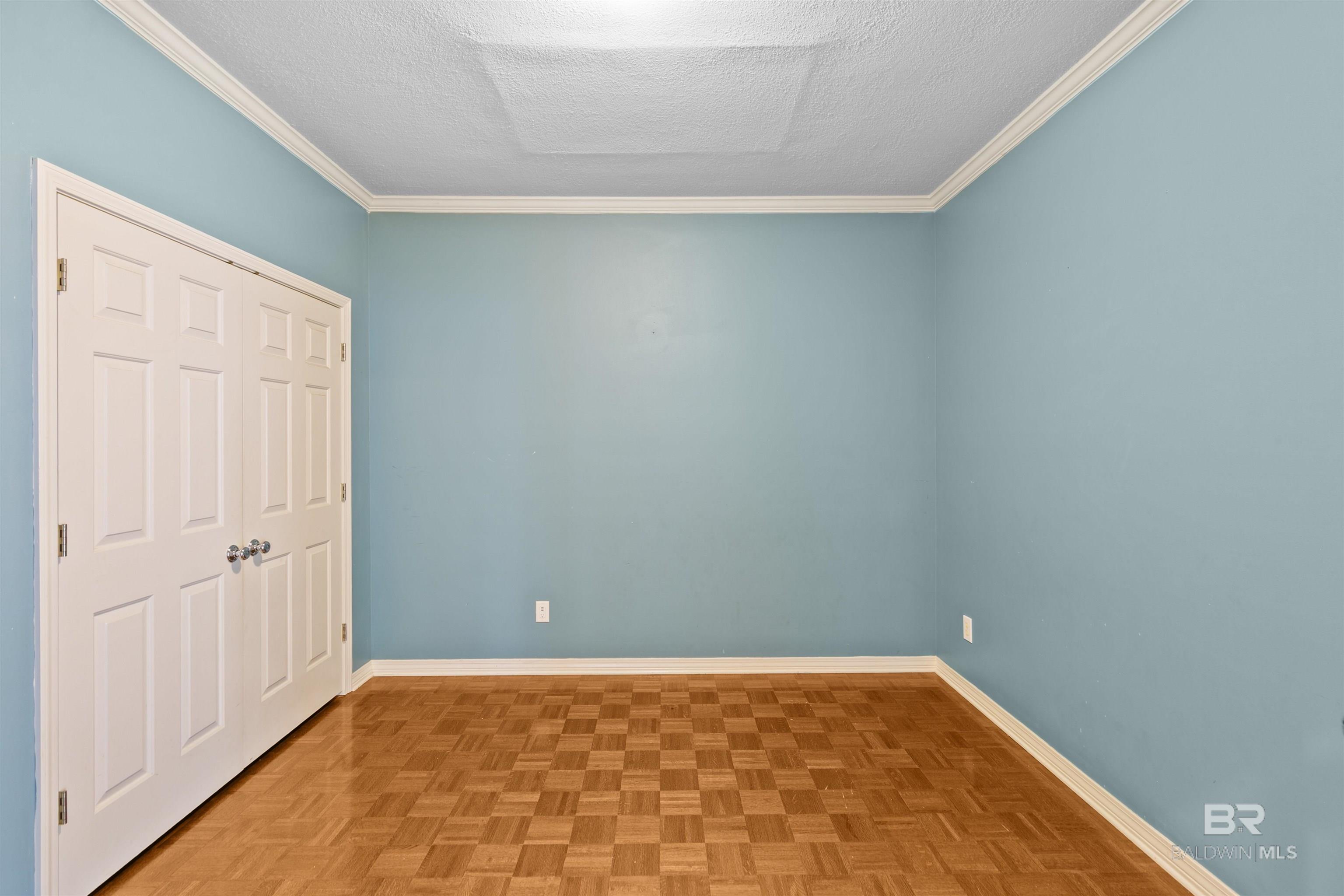 398409 | Photo 21