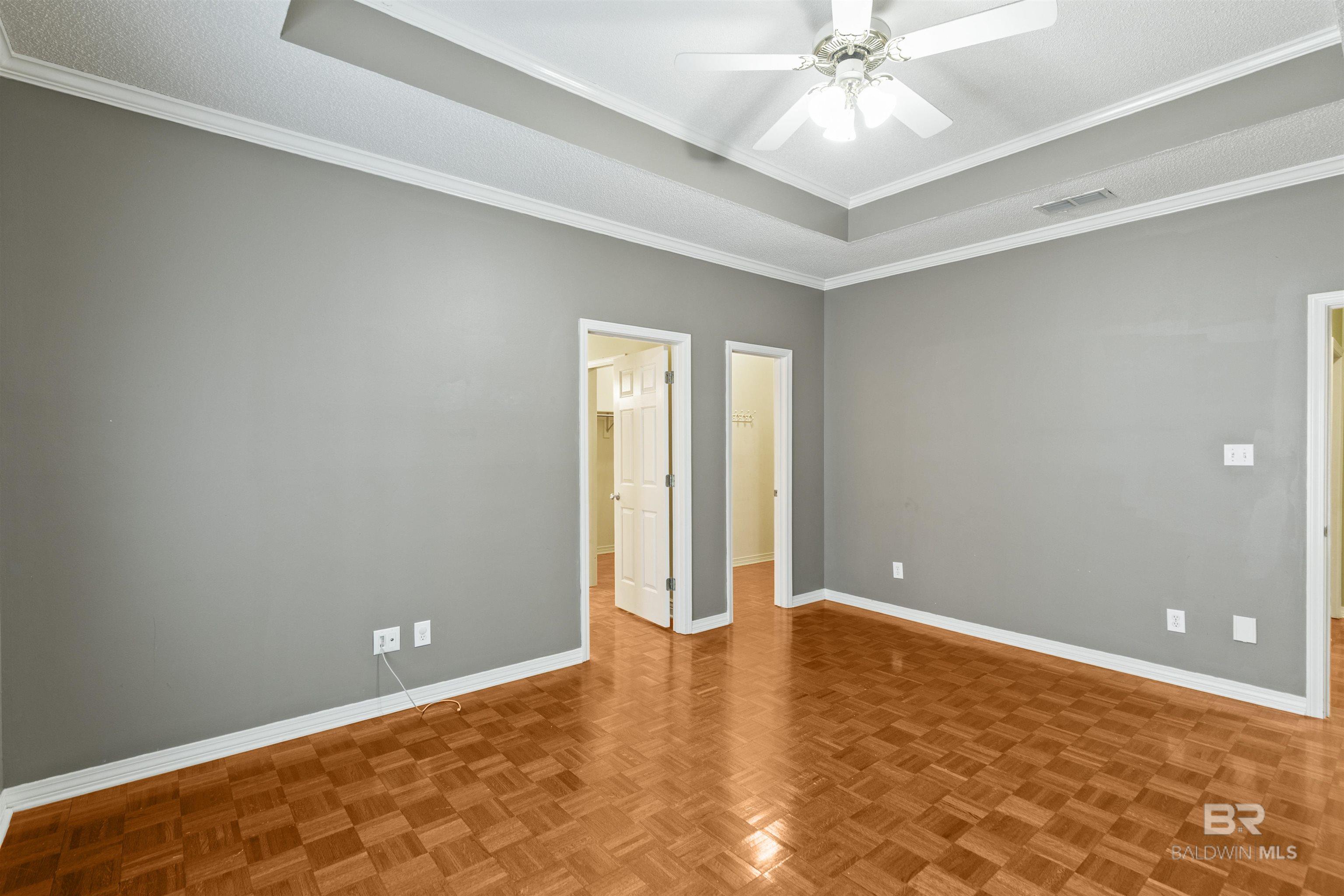 398409 | Photo 27