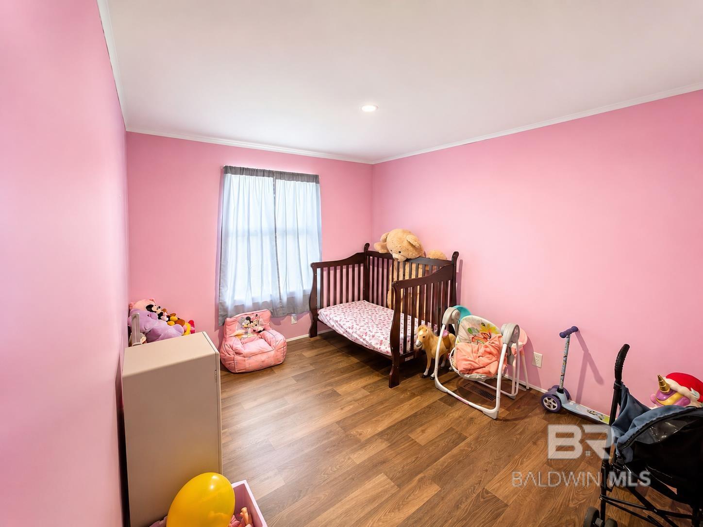 https://zimg.paragon.ice.com/ParagonImages/Property/PG/BCAR/398432/6/0/0/b1b4cdc46a33a24619931fe83a8b97b0/7/a3edef99b79791116e5ab335f68f229d/398432-8ccea9ae-06c9-4d4a-aaa7-e9679a32dcd4.JPG