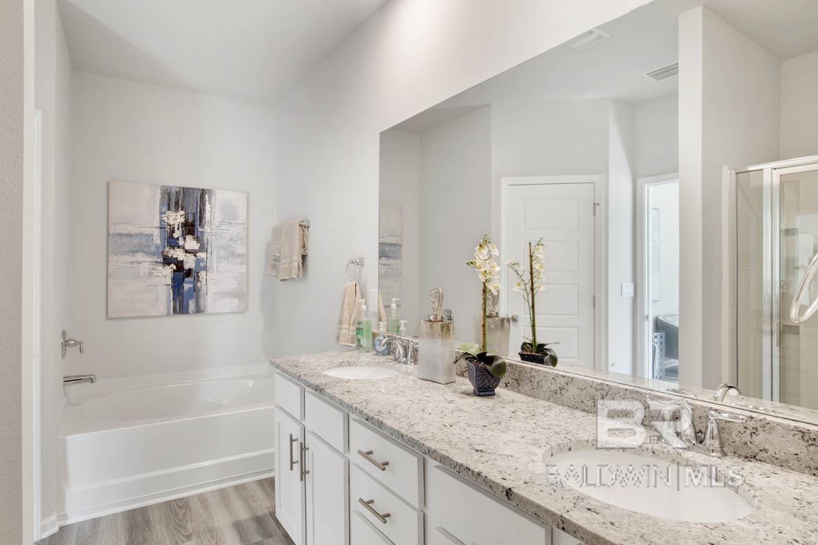 https://zimg.paragon.ice.com/ParagonImages/Property/PG/BCAR/398451/16/0/0/5a302e03f3fb4dde399bb88411c7893b/7/74cc2fbd87d76302ee020f93ffe3b27f/398451-0C25217B-9671-45EB-8F1F-65330EF4B595.JPG