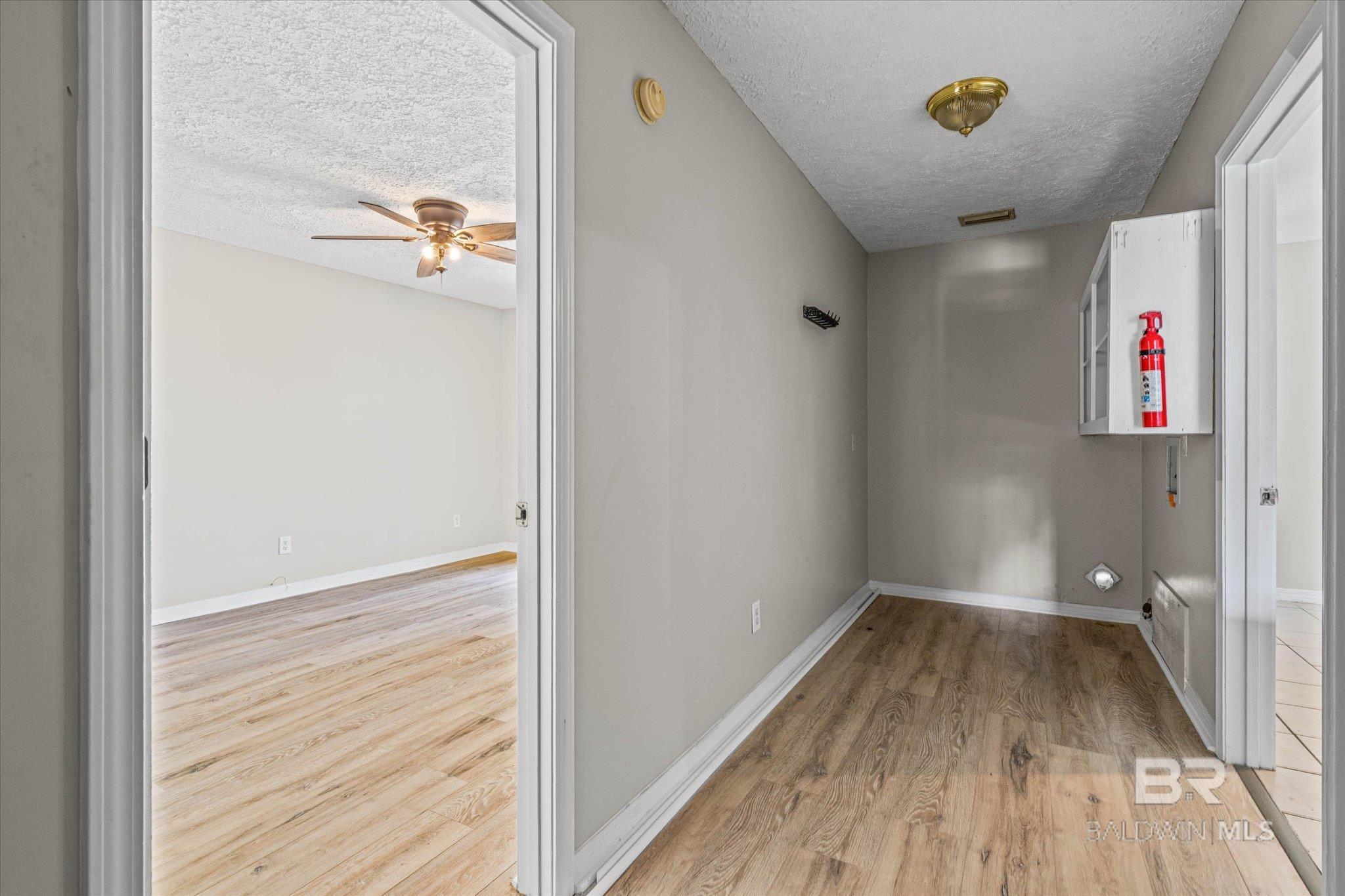 https://zimg.paragon.ice.com/ParagonImages/Property/PG/BCAR/398452/17/0/0/88a43a93c1a3bb065c7fc8be352761cd/7/4be52e1beae64d4479c01eda01ab9963/398452-da5013aa-0319-4949-8bed-fe8c29355fb5.JPG