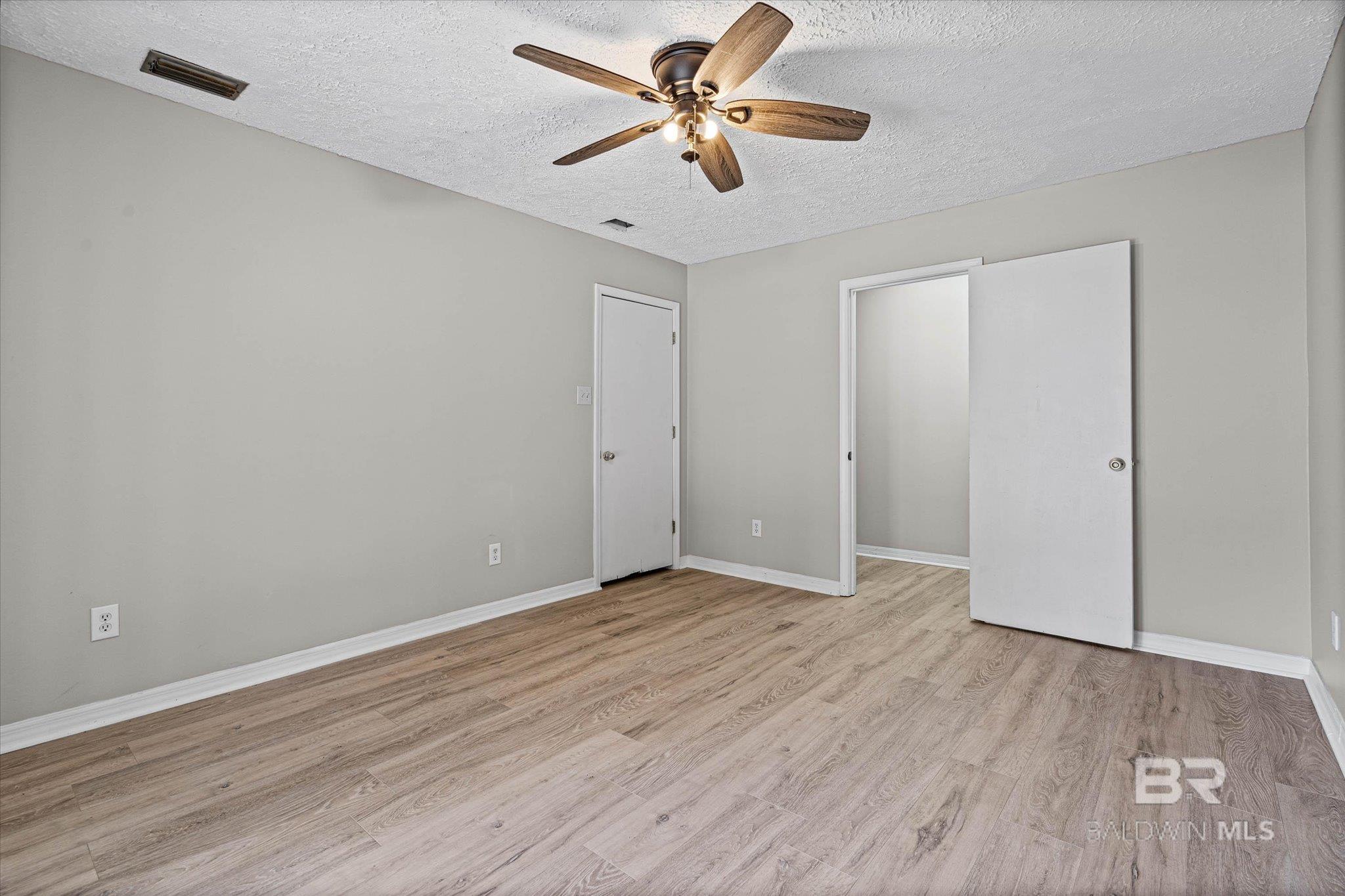 https://zimg.paragon.ice.com/ParagonImages/Property/PG/BCAR/398452/19/0/0/c244127d8a90da6c38cccfcf67709748/7/4be52e1beae64d4479c01eda01ab9963/398452-e2bc4bf4-c4e6-4756-b2cf-634afd658b94.JPG