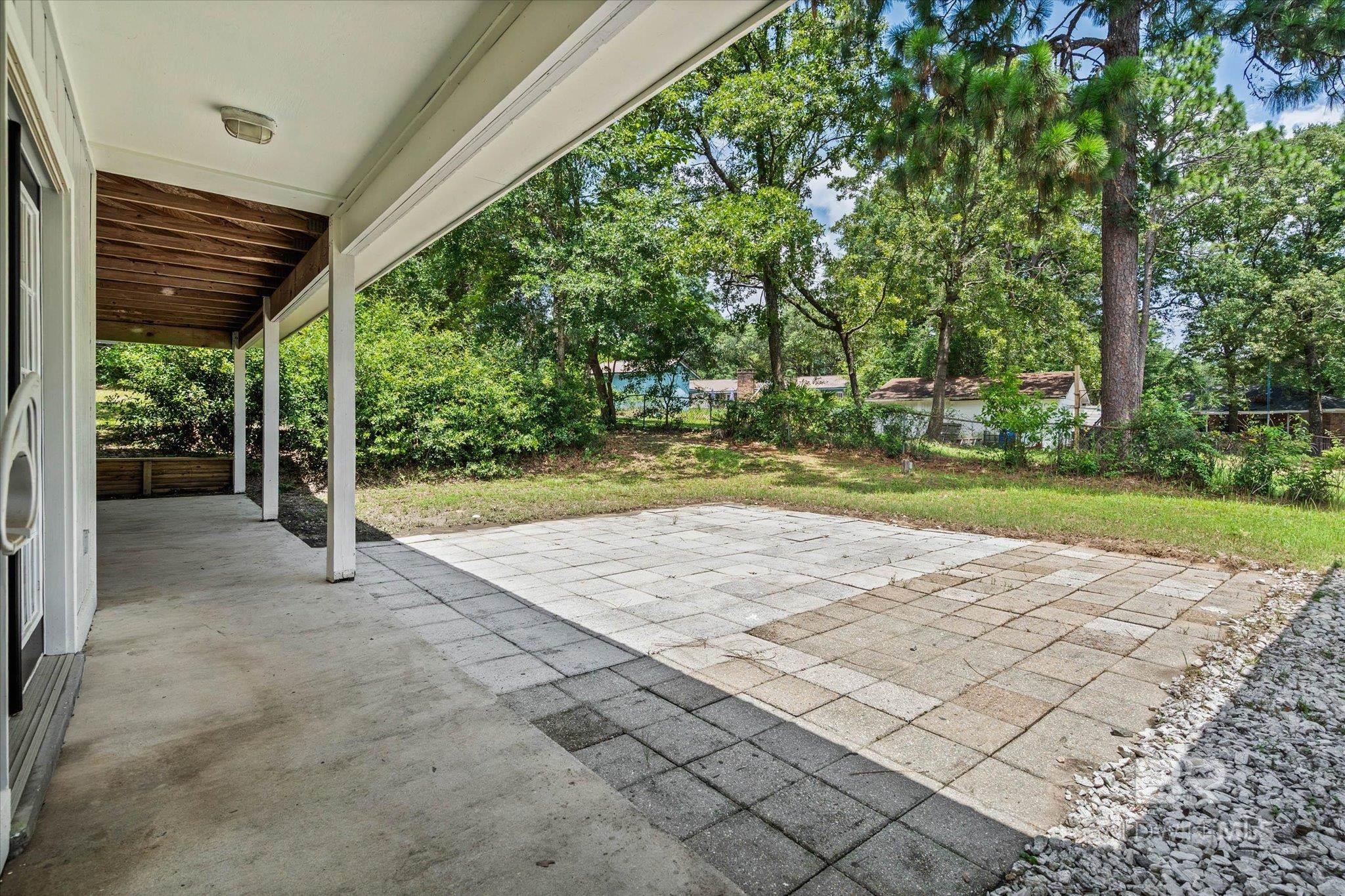 https://zimg.paragon.ice.com/ParagonImages/Property/PG/BCAR/398452/21/0/0/529c60bf9d37b7f079618d6e3da046be/7/4be52e1beae64d4479c01eda01ab9963/398452-d85ada6d-04f0-4c12-b291-ca3c2e33e952.JPG
