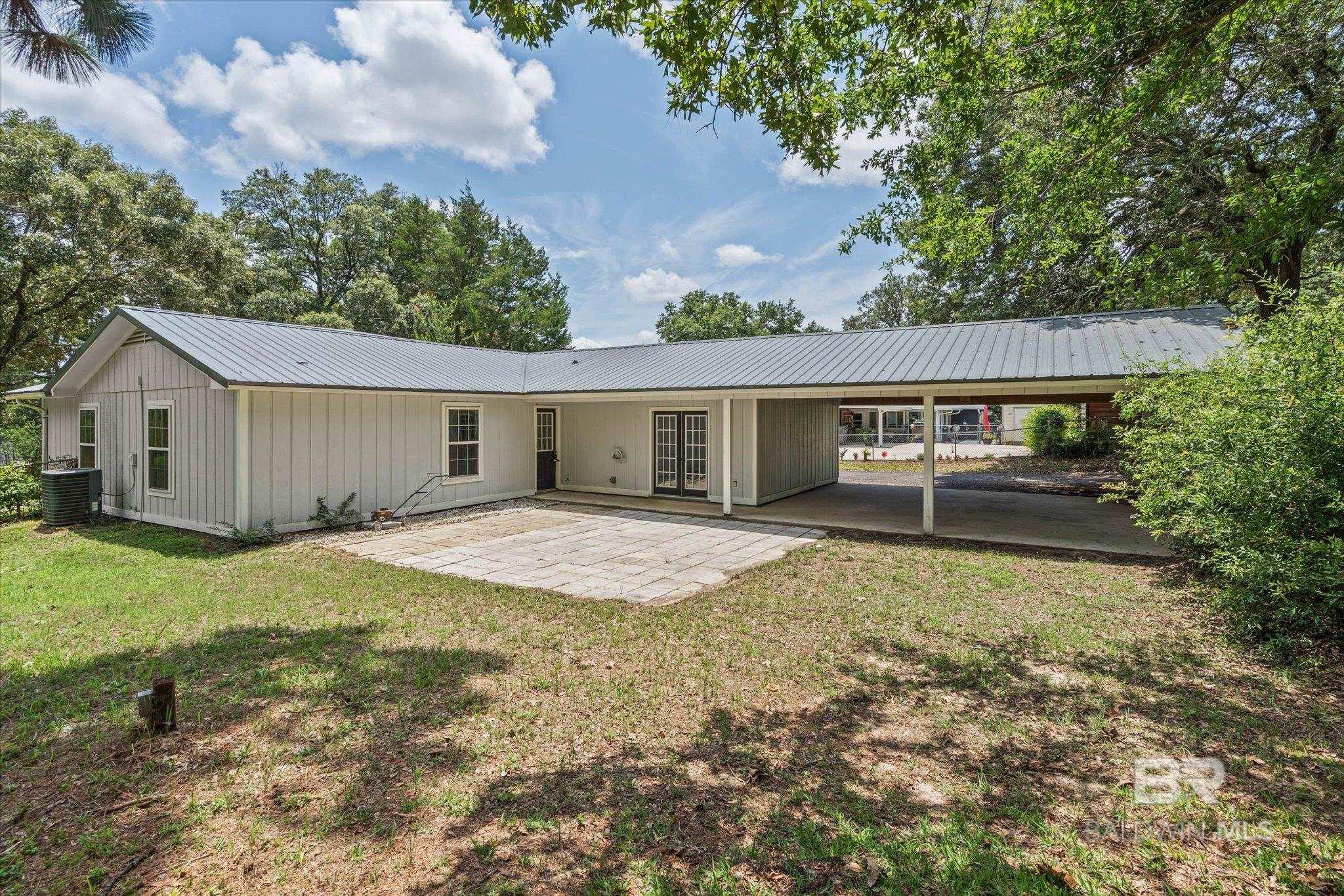 https://zimg.paragon.ice.com/ParagonImages/Property/PG/BCAR/398452/22/0/0/f39779db70219697227b339c64836e00/7/4be52e1beae64d4479c01eda01ab9963/398452-b942f833-7c60-4298-80fb-03a8915c447c.JPG