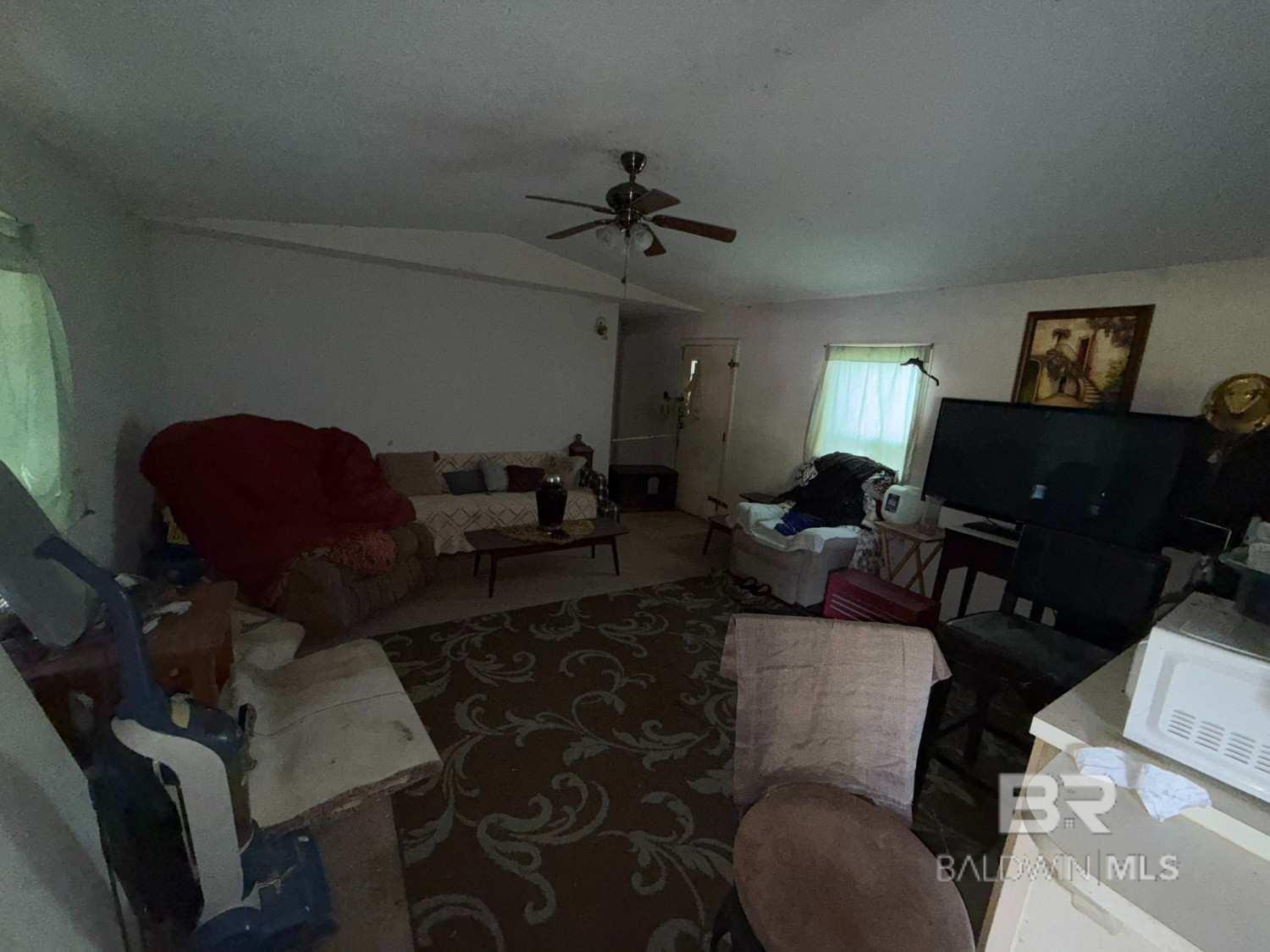 https://zimg.paragon.ice.com/ParagonImages/Property/PG/BCAR/398455/10/0/0/ff5c74a968f935ba367edcdd67e45bae/7/cfb464dec99633cb05a57357b1933759/398455-15b30742-534e-4c3e-aad8-fffc4bed1c7f.JPG