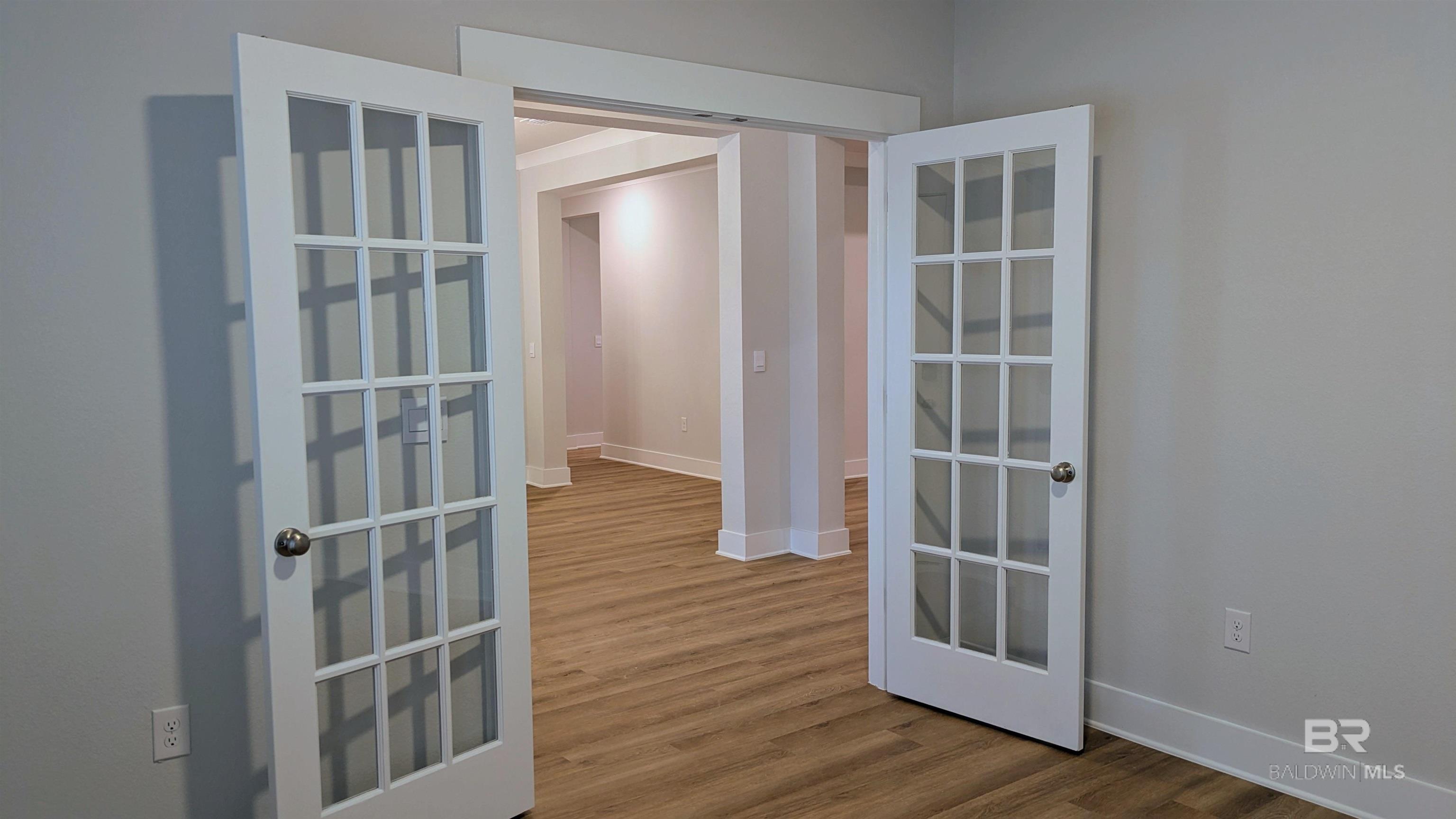https://zimg.paragon.ice.com/ParagonImages/Property/PG/BCAR/398456/6/0/0/7a2523404a24524dcfe71210cd754ec5/7/f4b889be7b5ad74fface663345ef8053/398456-32EFE13B-54EE-41EE-B635-953DFD4E5C25.JPG