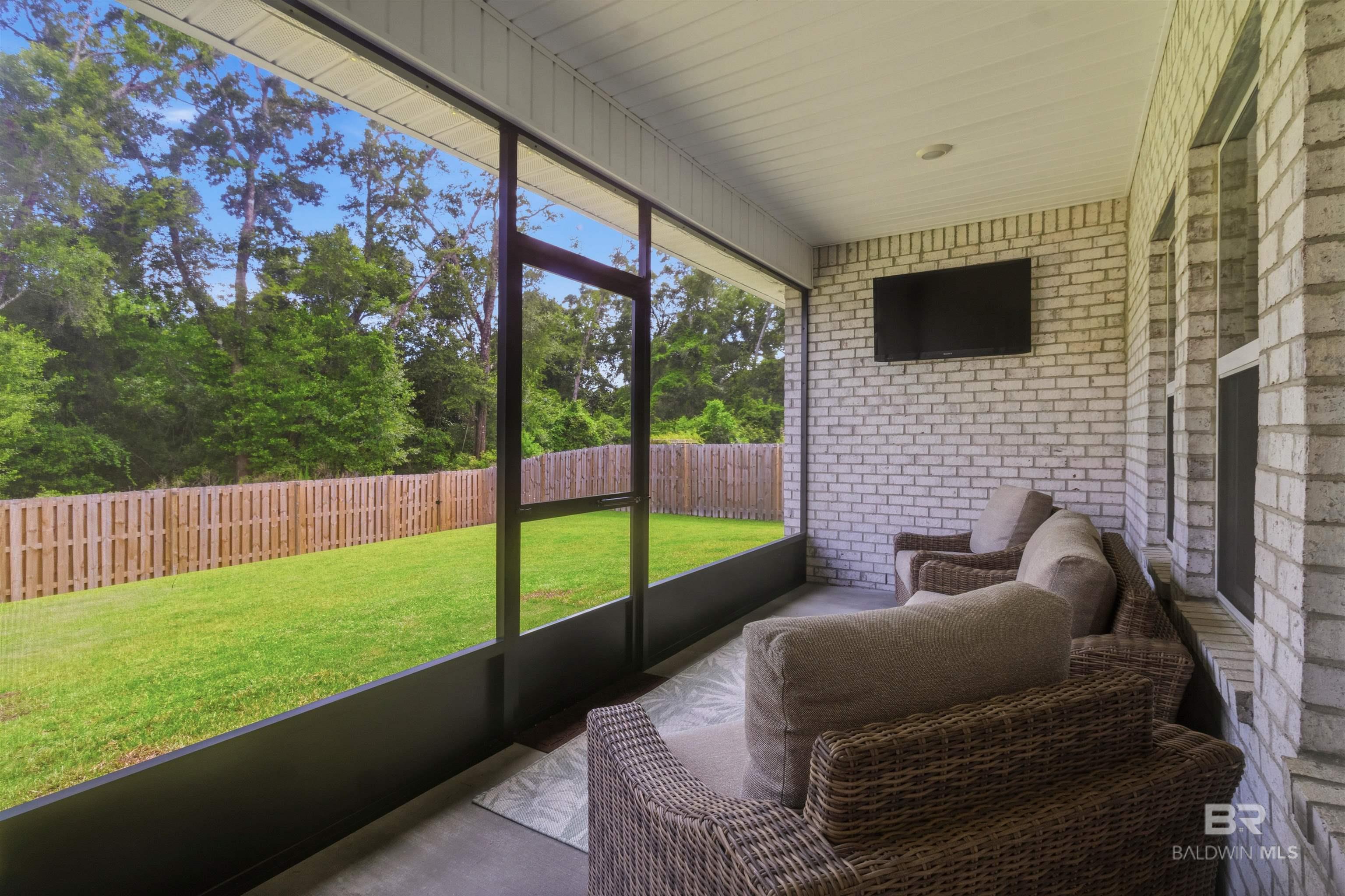 https://zimg.paragon.ice.com/ParagonImages/Property/PG/BCAR/398485/47/0/0/926c209608e2d439ef6dcf997c136ab2/7/fe71e47654cd6efb25b5468c91c2cc1f/398485-1f33f9e2-8625-4ac4-8d0a-f3b19f8a266f.JPG