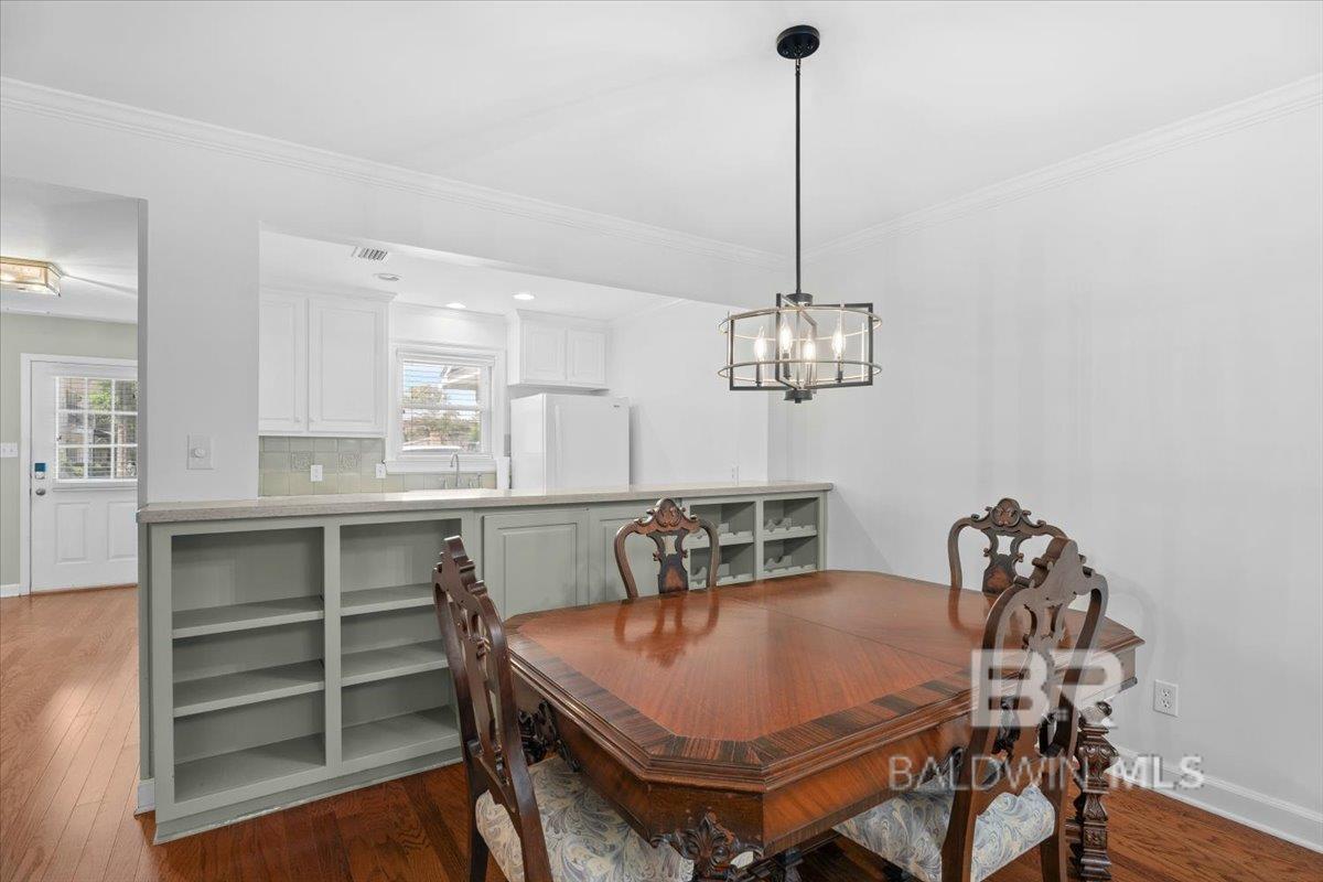 https://zimg.paragon.ice.com/ParagonImages/Property/PG/BCAR/398489/11/0/0/aee0fe47f84fdb66bac3de4ef8266561/7/2b219ca0e0a4d1521c531ccd690d5438/398489-6387735a-cef5-4e5a-8c30-ae403945b9d4.JPG