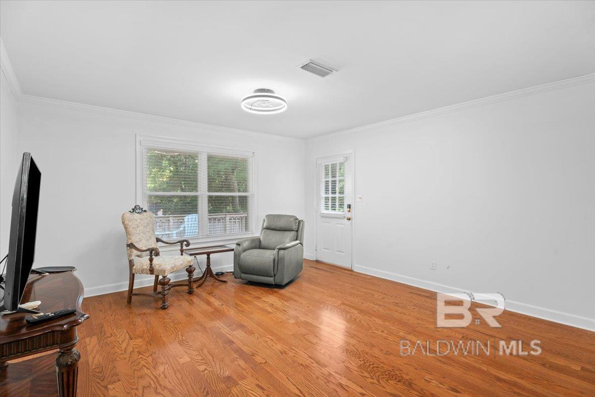 https://zimg.paragon.ice.com/ParagonImages/Property/PG/BCAR/398489/13/0/0/cff2b9a37a7c818e1651601cf869e4c7/7/2b219ca0e0a4d1521c531ccd690d5438/398489-7cc64df3-e709-4be2-a281-3c2be41adc17.JPG