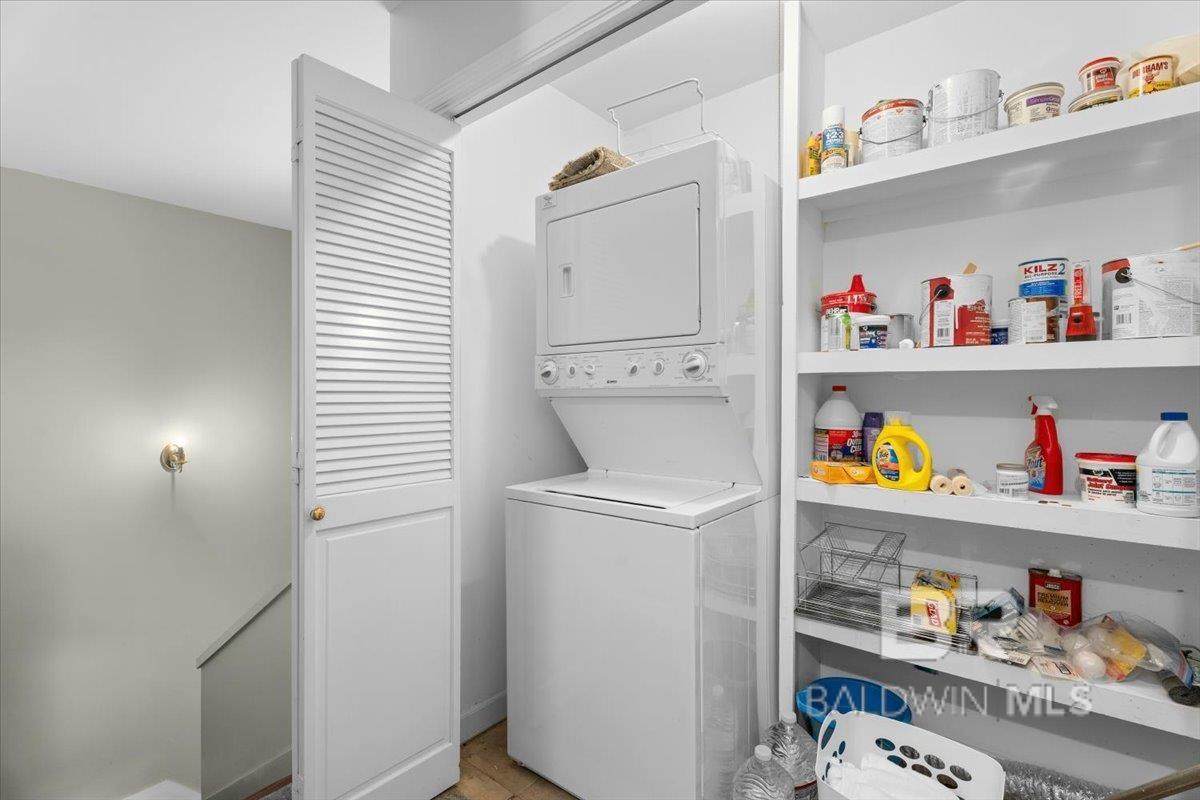 https://zimg.paragon.ice.com/ParagonImages/Property/PG/BCAR/398489/21/0/0/32698612d8a65ece36e4b3cf72b52ad1/7/2b219ca0e0a4d1521c531ccd690d5438/398489-0d052d7c-99cb-4aee-9574-9bf9c175aa05.JPG