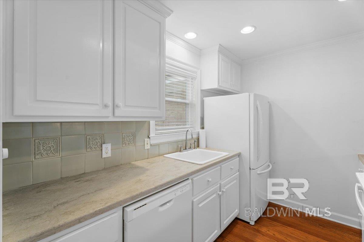 https://zimg.paragon.ice.com/ParagonImages/Property/PG/BCAR/398489/9/0/0/6060b114f4af4ba200da2dc947eb71a9/7/2b219ca0e0a4d1521c531ccd690d5438/398489-a85e36ca-751b-434b-afce-75e43a3bc2a7.JPG