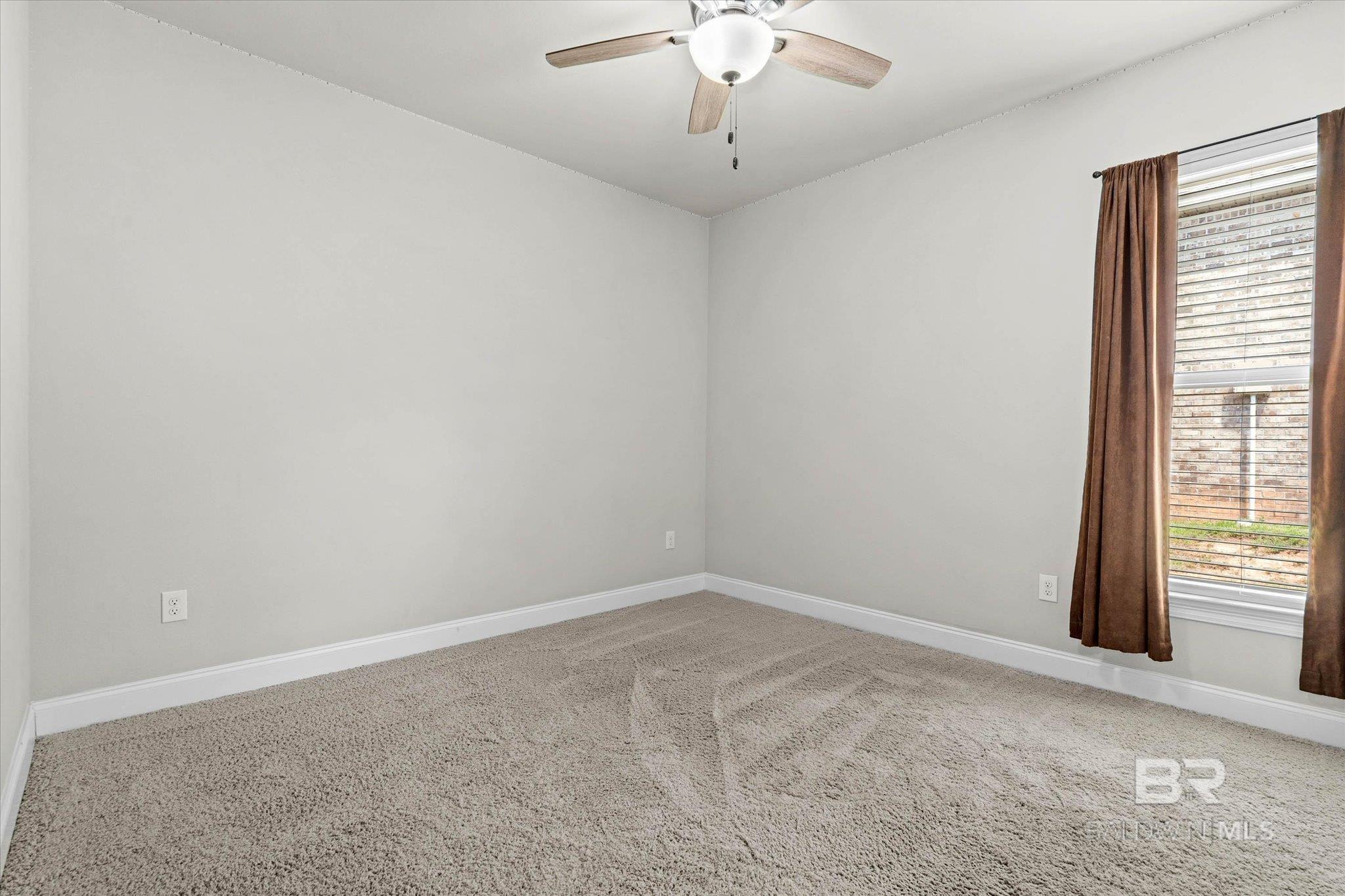 398509 | Photo 29