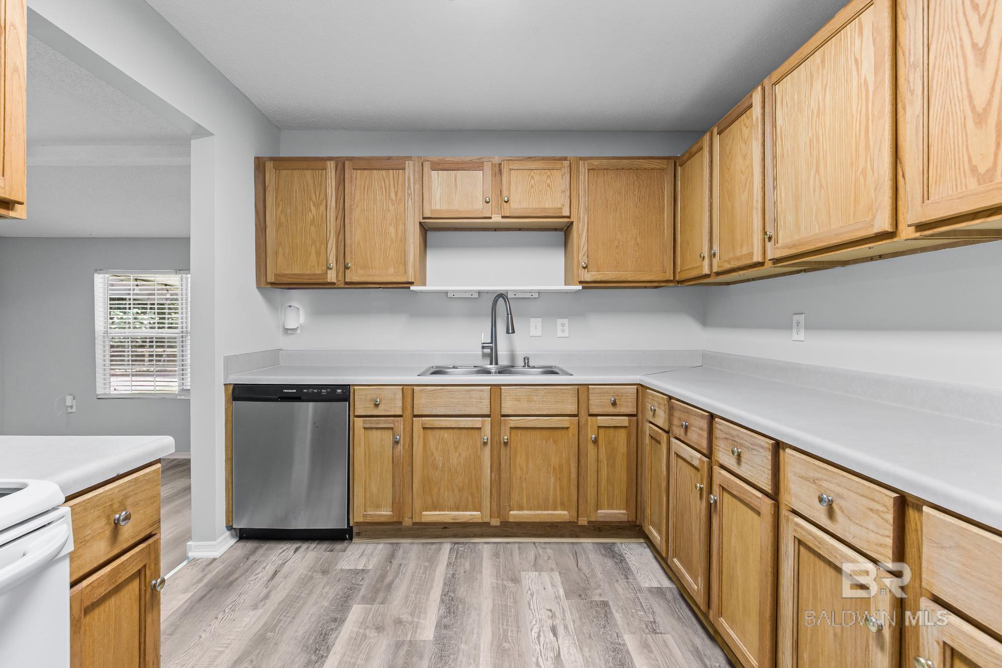 398515 | Photo 11