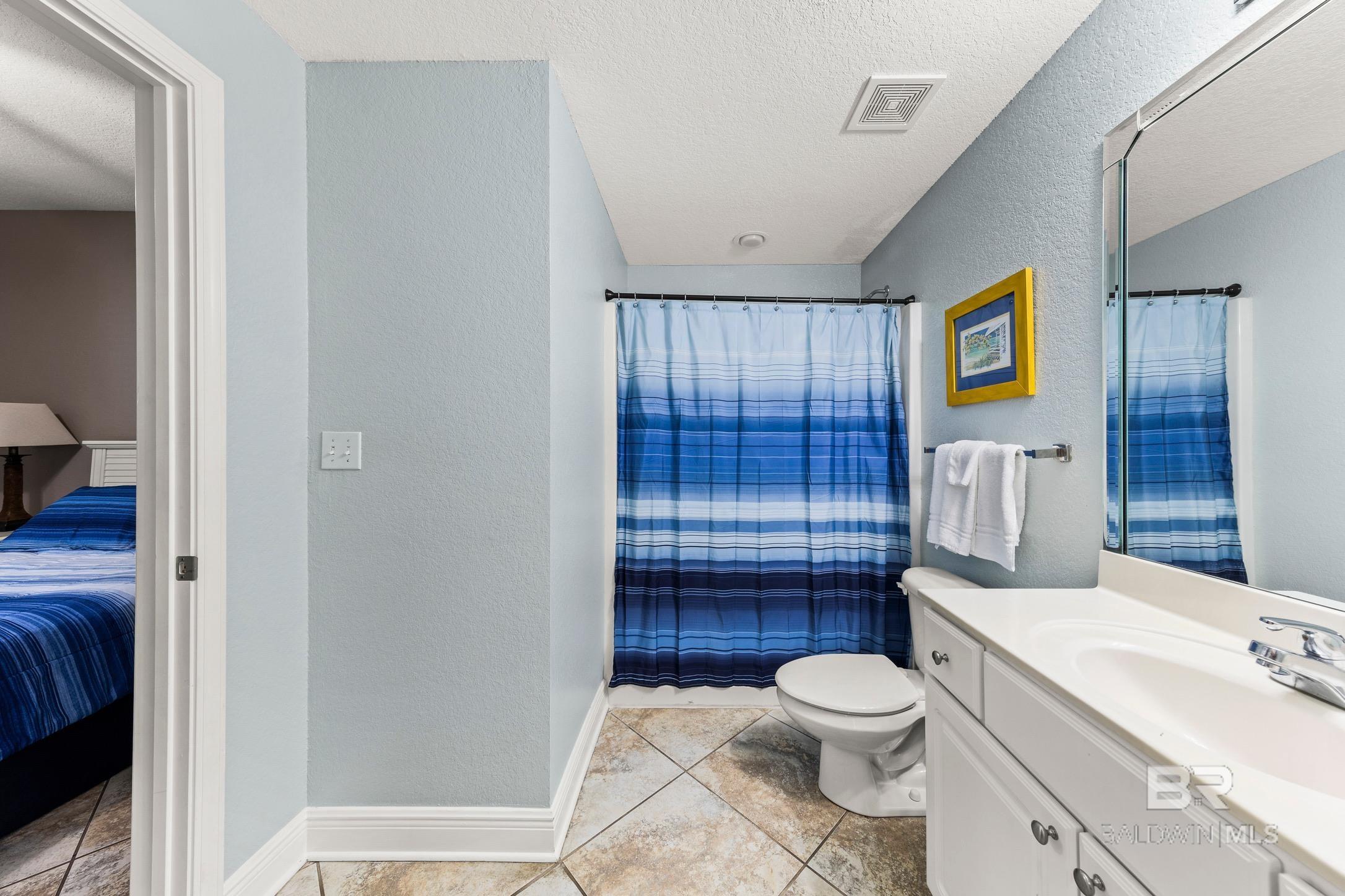 https://zimg.paragon.ice.com/ParagonImages/Property/PG/BCAR/398520/14/0/0/8c1000db76b3a1c83381769961fac24d/7/2e9d87bb56ae1e101c9def7d53707d6a/398520-11477bba-9441-466f-8ba2-05b463de58f8.JPG