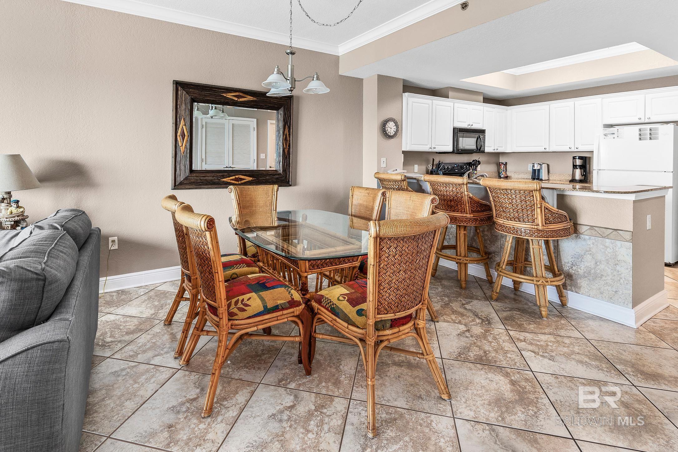https://zimg.paragon.ice.com/ParagonImages/Property/PG/BCAR/398520/3/0/0/fa79555b580a84bfbcdbf0d10034a641/7/2e9d87bb56ae1e101c9def7d53707d6a/398520-583ef628-55d5-49fc-a9e2-c7259e5bcb43.JPG
