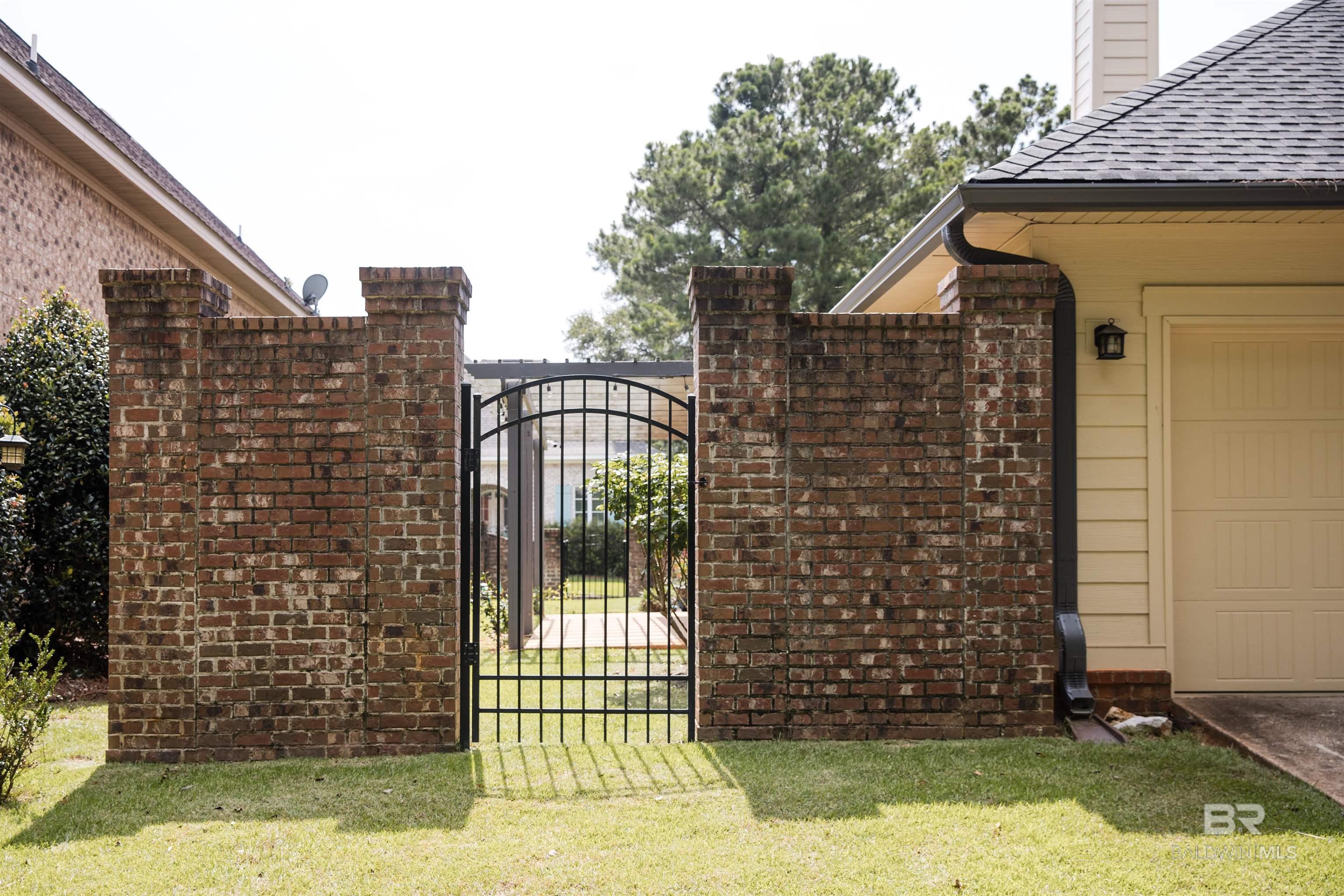 https://zimg.paragon.ice.com/ParagonImages/Property/PG/BCAR/398561/12/0/0/905bba4052986d29de8f9cce10585a65/7/d1731f1d7386b9a18d920f6ad0e463da/398561-427984de-e8bd-431c-abe4-48e6ea922ee1.JPG