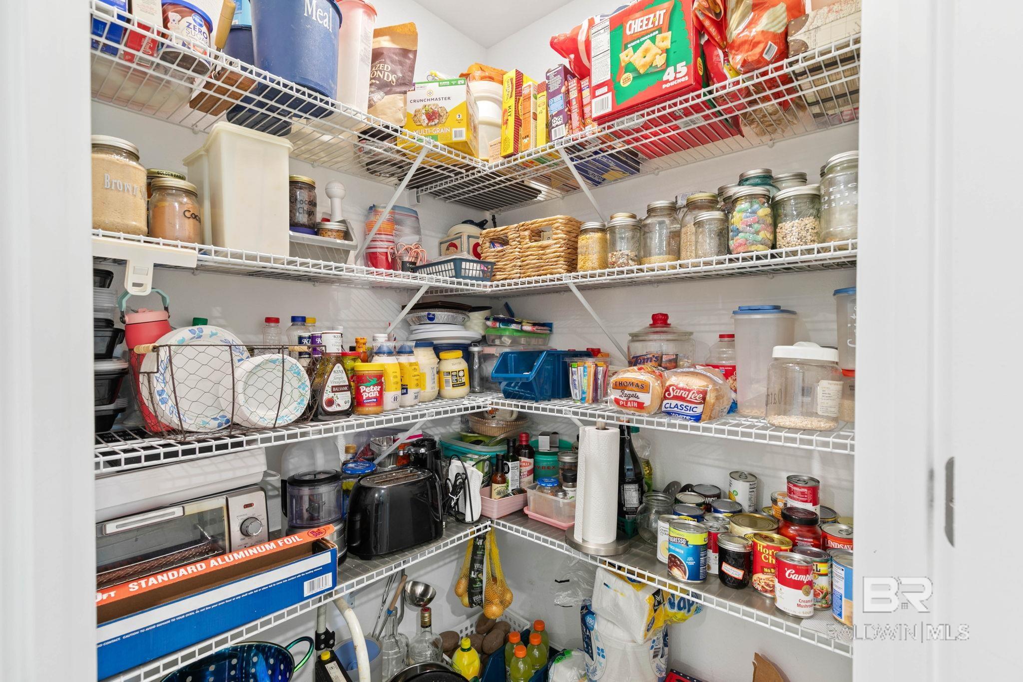 https://zimg.paragon.ice.com/ParagonImages/Property/PG/BCAR/398562/14/0/0/83414265a896f734152eb46b394d840f/7/419b98e72c1d511cb9680f175715b77f/398562-b94d06a5-82e8-470e-b431-b207a8b0a91b.JPG