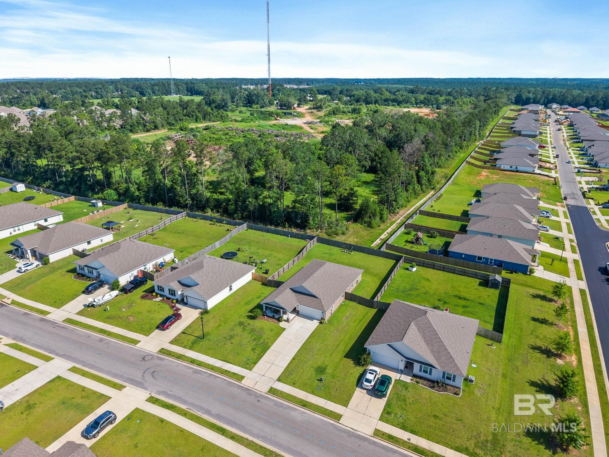 https://zimg.paragon.ice.com/ParagonImages/Property/PG/BCAR/398562/49/0/0/6d5d631a62795633d3d6da53f00ec911/7/419b98e72c1d511cb9680f175715b77f/398562-b3ed7265-d7ff-4da6-a119-449efe0a5687.JPG