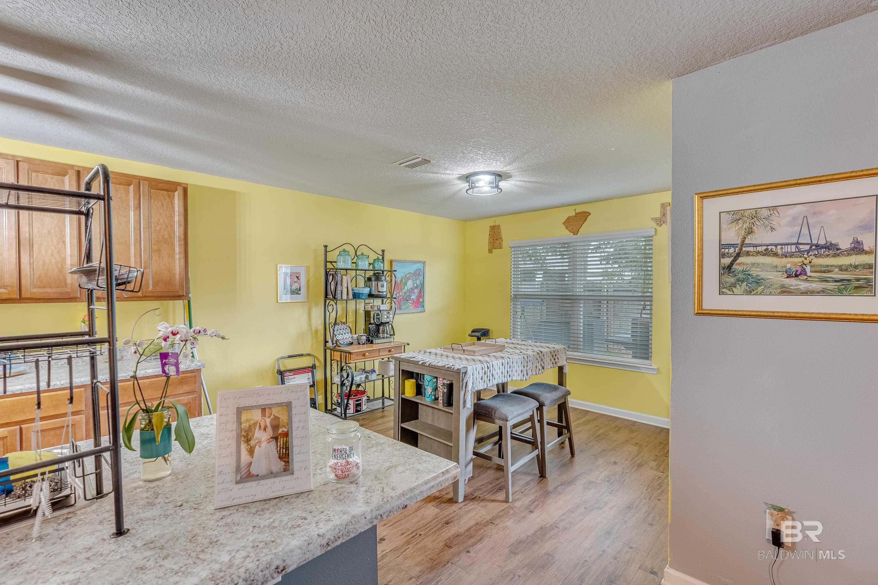 398587 | Photo 13