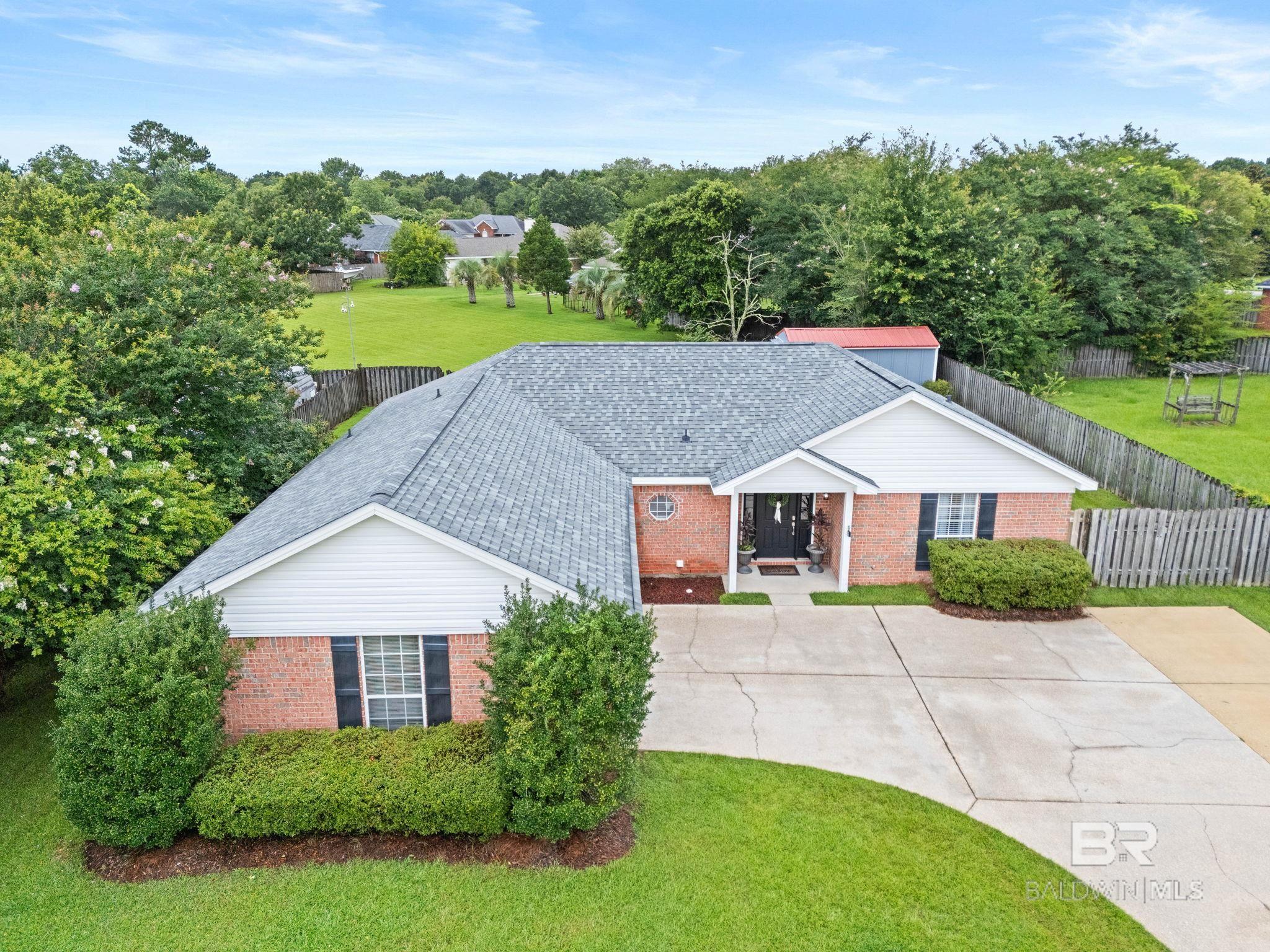 https://zimg.paragon.ice.com/ParagonImages/Property/PG/BCAR/398593/2/0/0/321b8b0e795b0fad5161a0232ce01f78/7/e341a65f5d20fb3d6aa9e2818a6beee8/398593-afb8eae4-e458-4864-8cb2-c69c20d63562.JPG