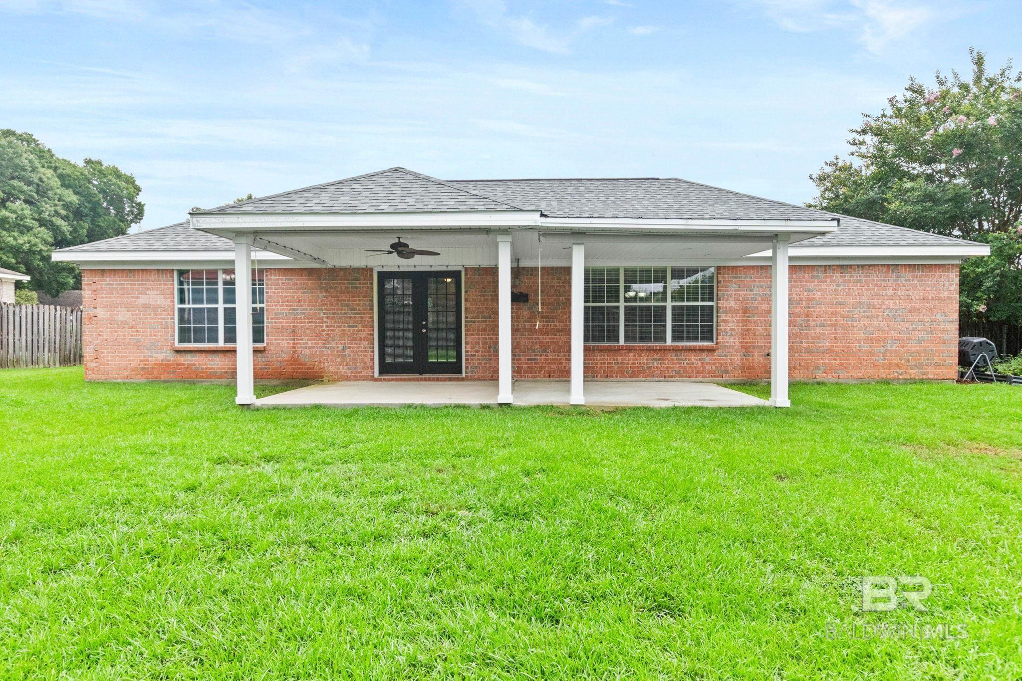 https://zimg.paragon.ice.com/ParagonImages/Property/PG/BCAR/398593/36/0/0/32b43bc4143e2380633c980aaa3a9cca/7/e341a65f5d20fb3d6aa9e2818a6beee8/398593-30d688ab-5b05-4774-b18e-cafdeebebba7.JPG