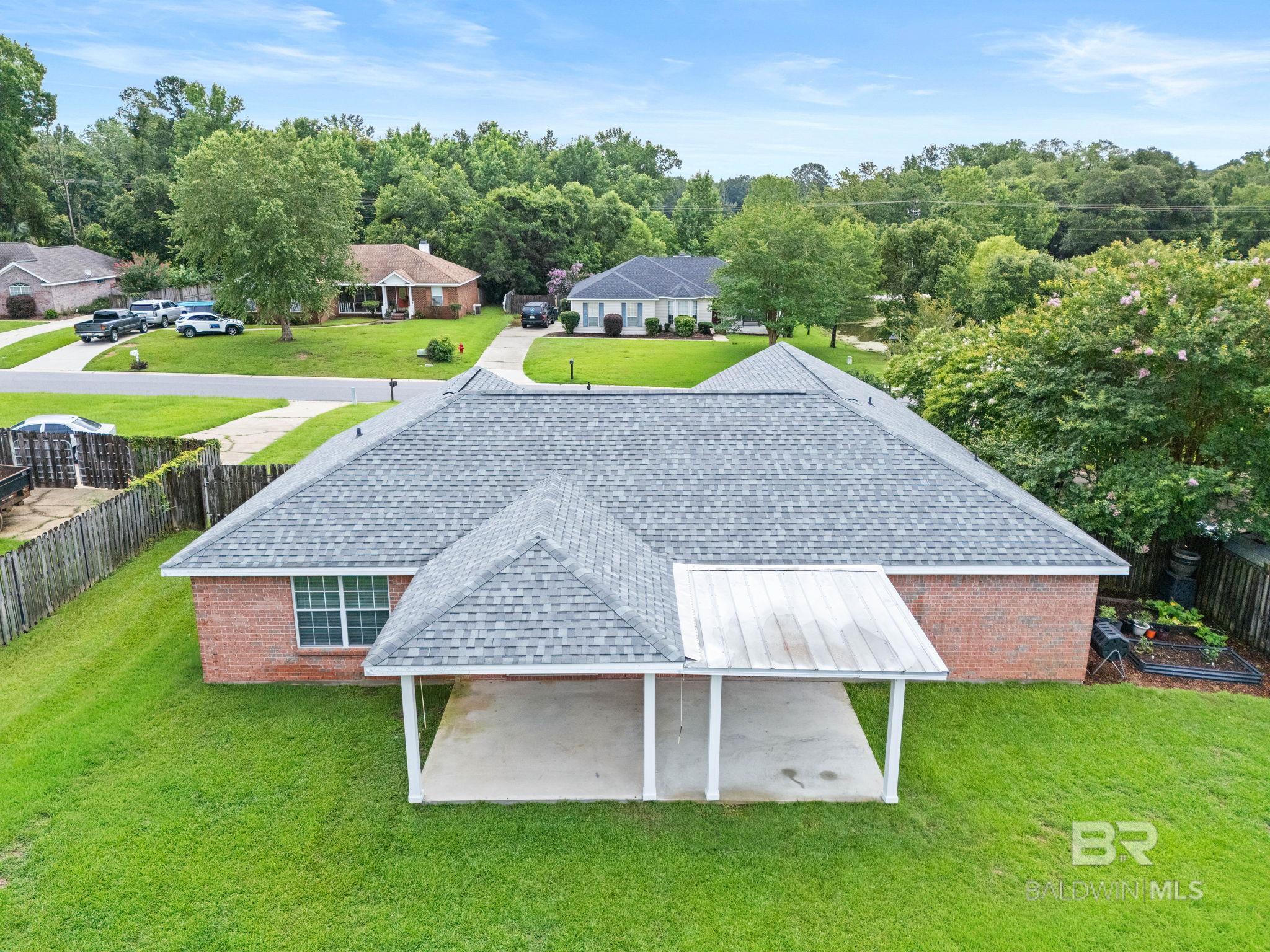 https://zimg.paragon.ice.com/ParagonImages/Property/PG/BCAR/398593/37/0/0/9531587b4bf8e2c1df1e9d8146ea0f71/7/e341a65f5d20fb3d6aa9e2818a6beee8/398593-f901fec5-7f02-4e8b-af06-d0b4efc8032a.JPG