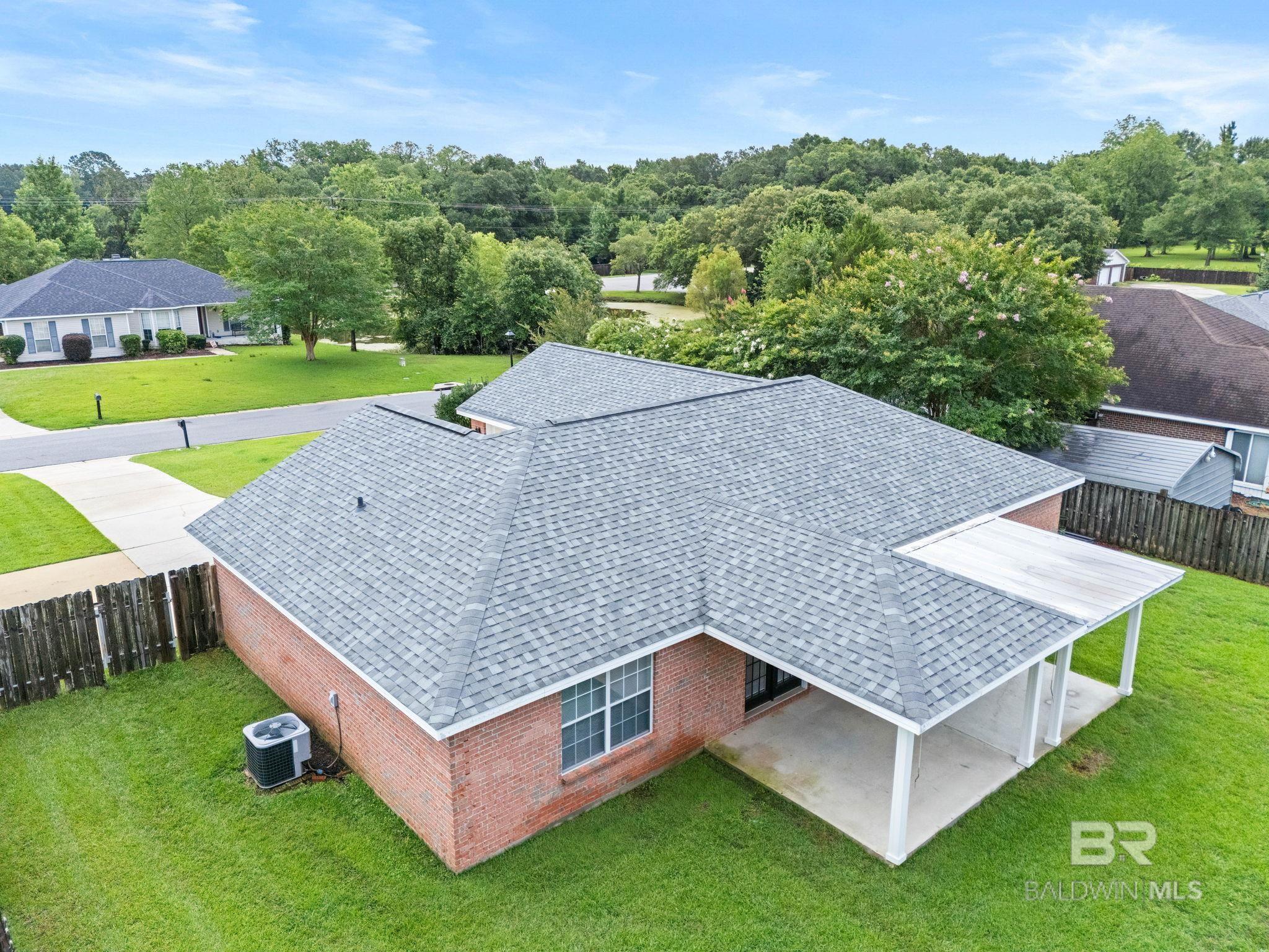 https://zimg.paragon.ice.com/ParagonImages/Property/PG/BCAR/398593/38/0/0/9ba028f2f1a0141af8d449fcf45f5b6d/7/e341a65f5d20fb3d6aa9e2818a6beee8/398593-a7a5e4c0-3dd9-4dba-ba1d-678309cad219.JPG
