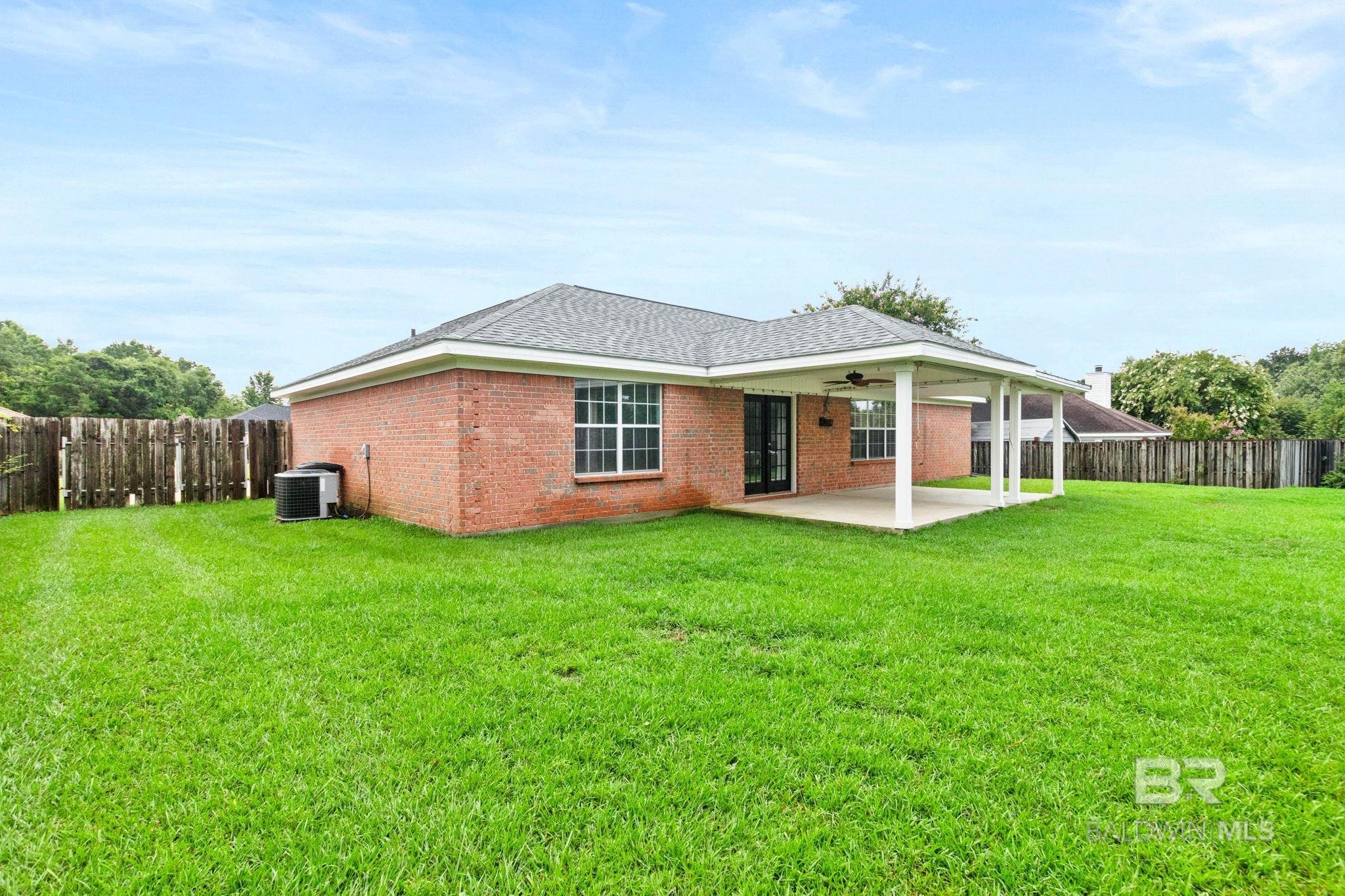 https://zimg.paragon.ice.com/ParagonImages/Property/PG/BCAR/398593/39/0/0/d255db7bdffde9e1aec1a993389b9d3e/7/e341a65f5d20fb3d6aa9e2818a6beee8/398593-4c1dd774-d0e6-4357-ad41-0dca47c21cee.JPG