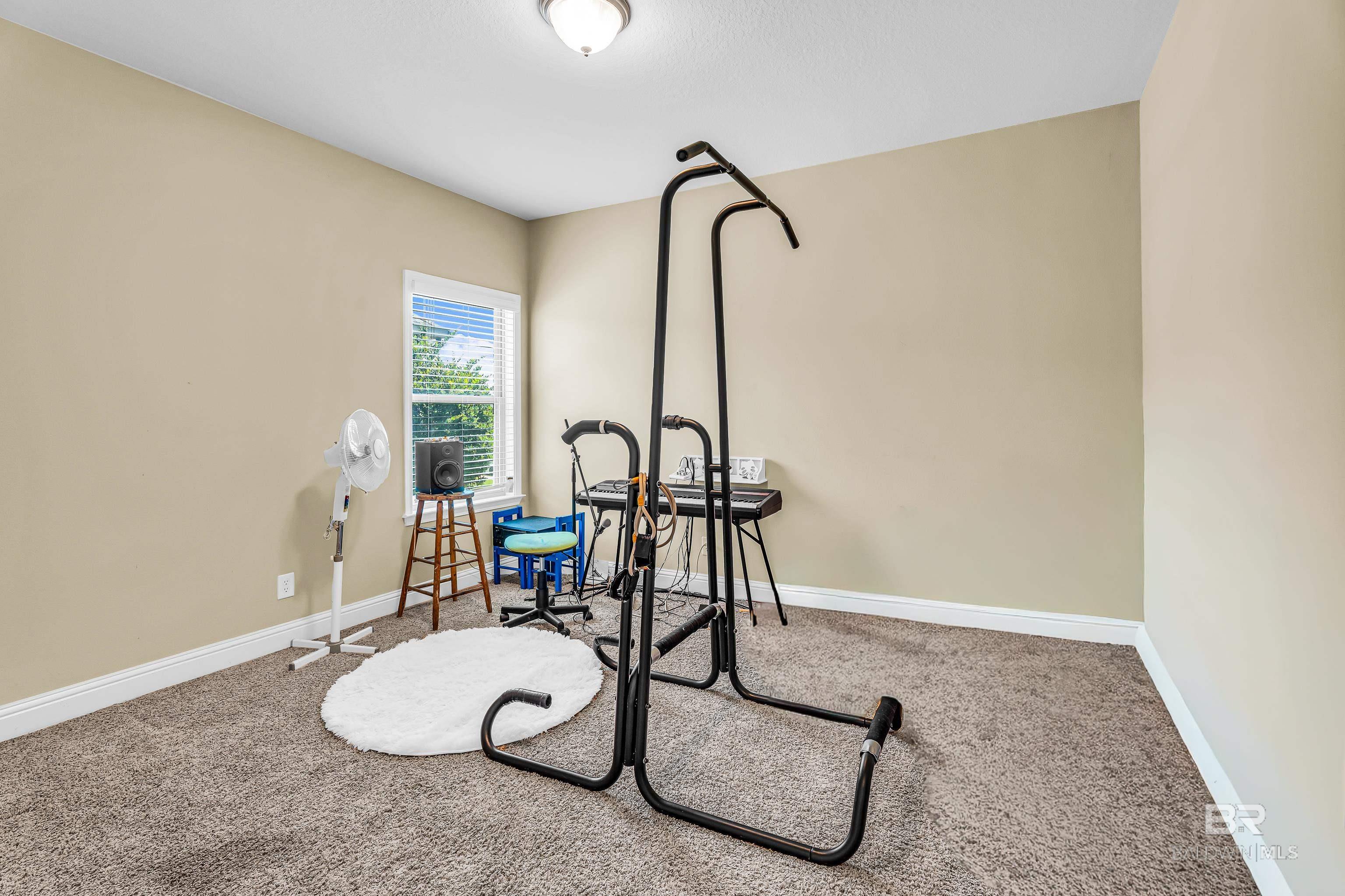 https://zimg.paragon.ice.com/ParagonImages/Property/PG/BCAR/398608/19/0/0/50f28c1ca6074a926ada731251e97d7f/7/856715121292b6a2beb705b1c06286a2/398608-ed5ea56d-bbdc-4bf3-af2e-737aedf73adb.JPG