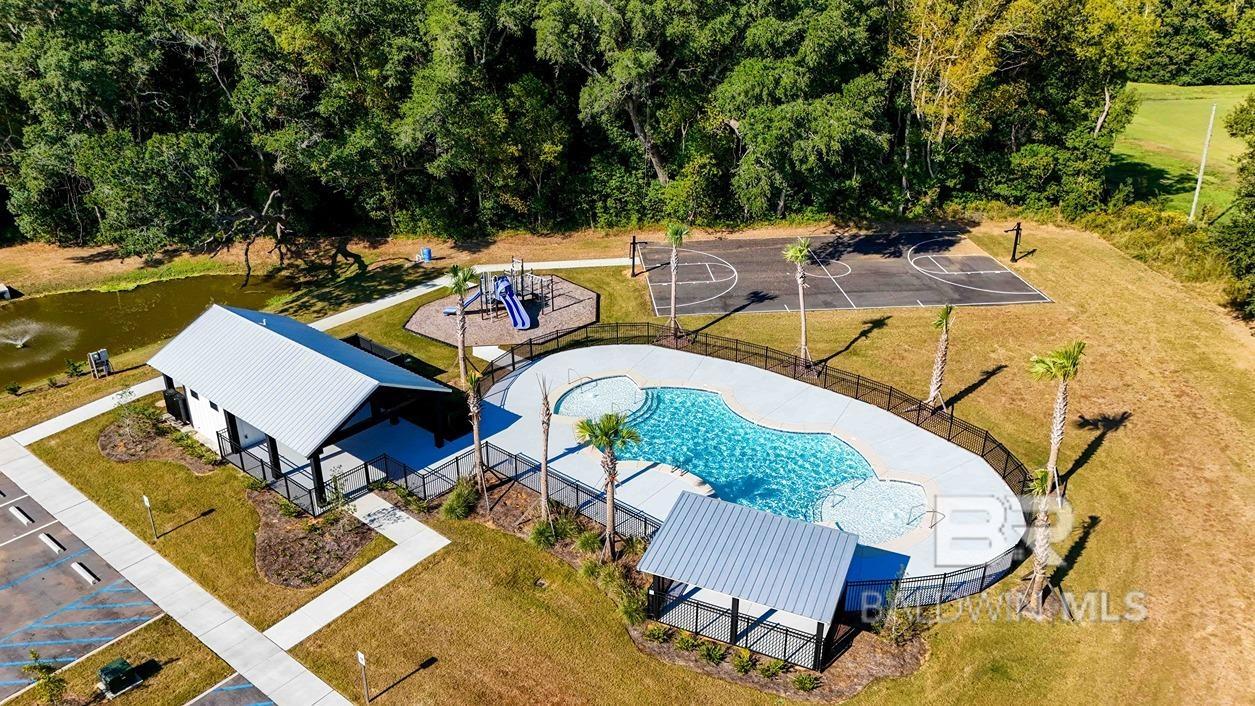 https://zimg.paragon.ice.com/ParagonImages/Property/PG/BCAR/398622/20/0/0/10b895b54c560cb60b03086d9bd0bcfe/7/db875f9c100901a9c92ca4a2b2404765/398622-4F94E80B-1617-4CBF-A227-13C41456CDEB.JPG