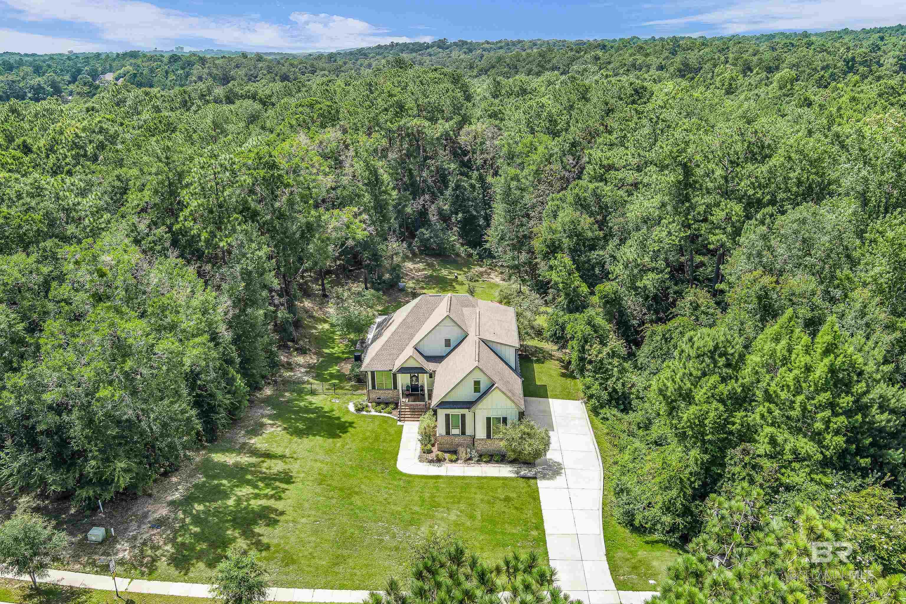https://zimg.paragon.ice.com/ParagonImages/Property/PG/BCAR/398629/1/0/0/46accc125d221468df183ed8b00b7e38/7/1b8ca458821da60346697011d0b7034b/398629-d8c40834-7d1b-4e3a-a9a8-bc1a1f9673e0.JPG