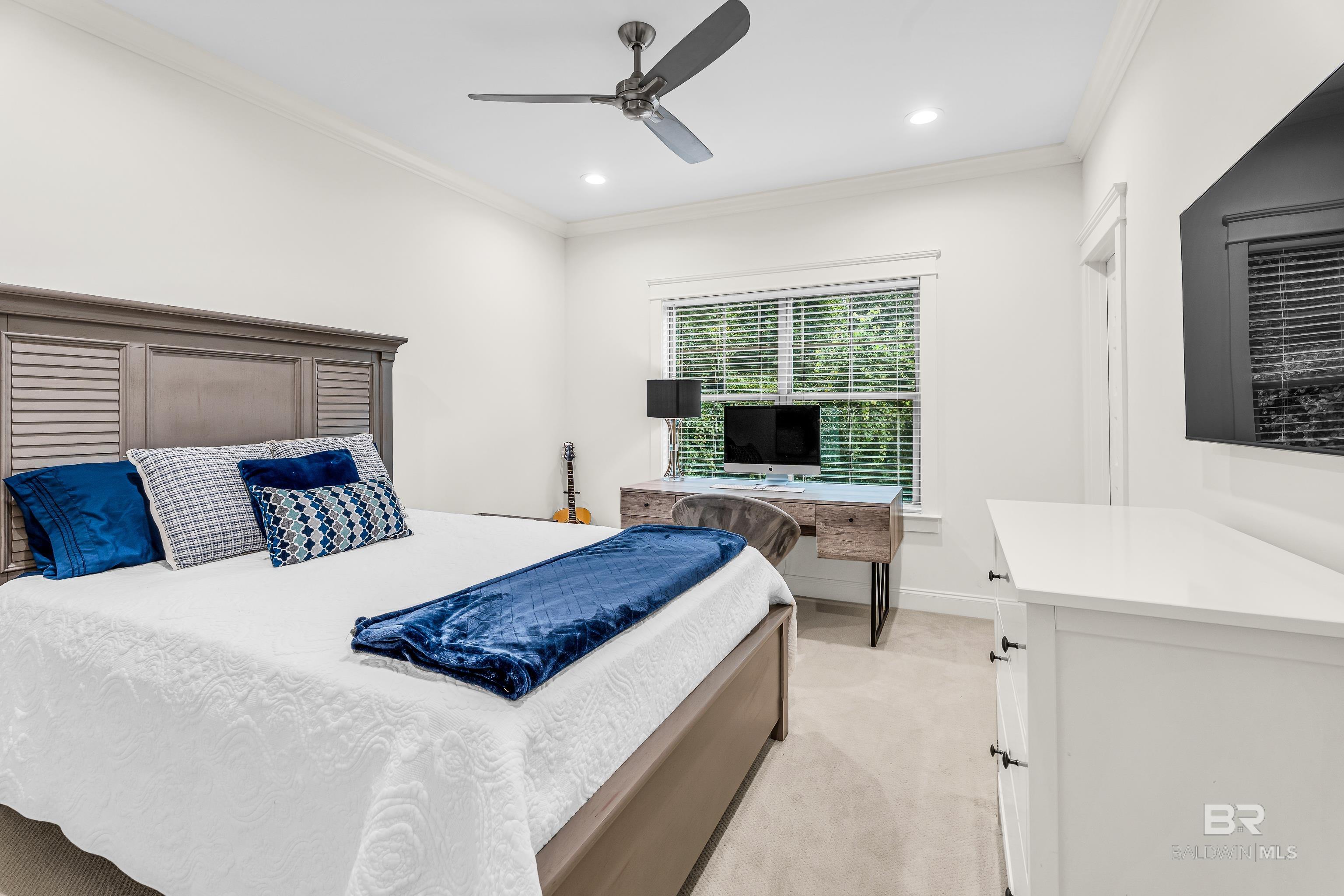 https://zimg.paragon.ice.com/ParagonImages/Property/PG/BCAR/398629/34/0/0/ff609d102151ca681a18c41b33bb5b77/7/1b8ca458821da60346697011d0b7034b/398629-4ef43a97-6acb-4755-871e-df2e9e1e10ee.JPG