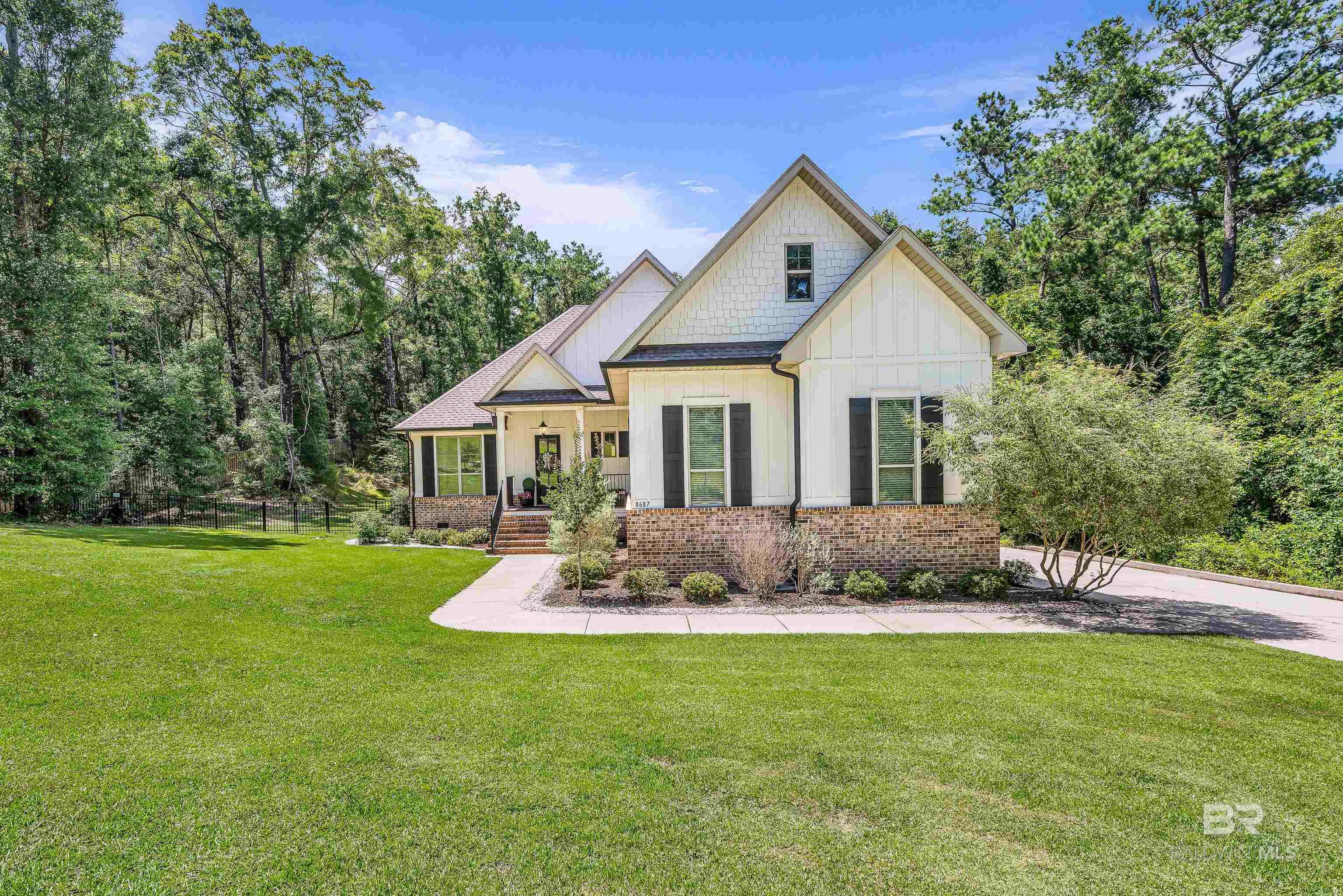 https://zimg.paragon.ice.com/ParagonImages/Property/PG/BCAR/398629/49/0/0/6c7bc4c170d78c23186e905d7a60d3c8/7/1b8ca458821da60346697011d0b7034b/398629-c4261516-9647-4315-b9a6-3072a5dc7a35.JPG