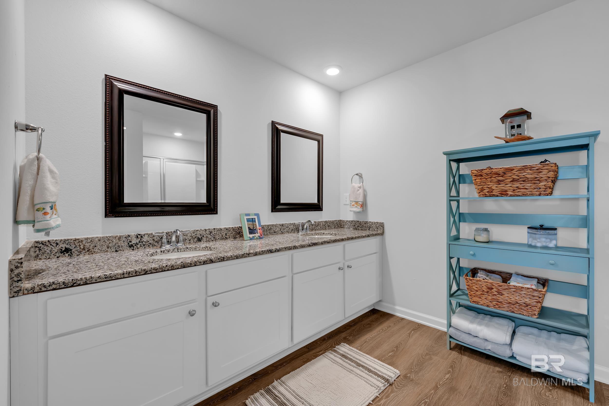 https://zimg.paragon.ice.com/ParagonImages/Property/PG/BCAR/398630/16/0/0/f3d7e76380d7e6095d8fafdb72686487/7/e68afb3f0ab53667b3894fd9368abfe8/398630-262e870a-39b5-4745-a45b-57e2f739afe0.JPG