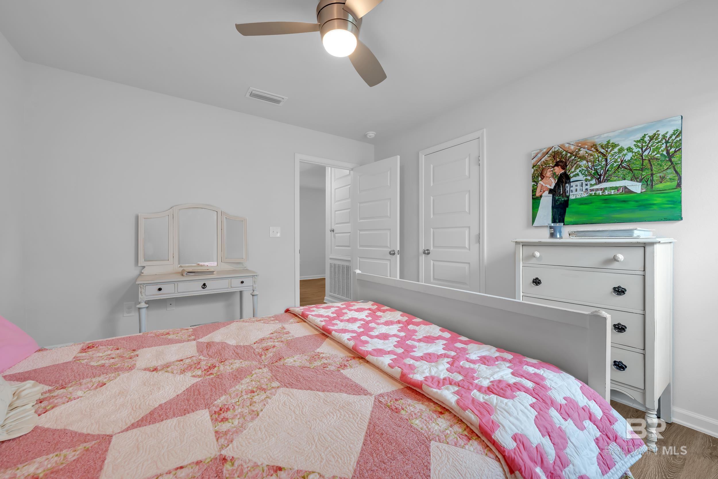 https://zimg.paragon.ice.com/ParagonImages/Property/PG/BCAR/398630/21/0/0/91d2f9b84eb5409523f1eb8de734332c/7/e68afb3f0ab53667b3894fd9368abfe8/398630-9cb4c808-83df-4120-bcb5-e232831067f9.JPG