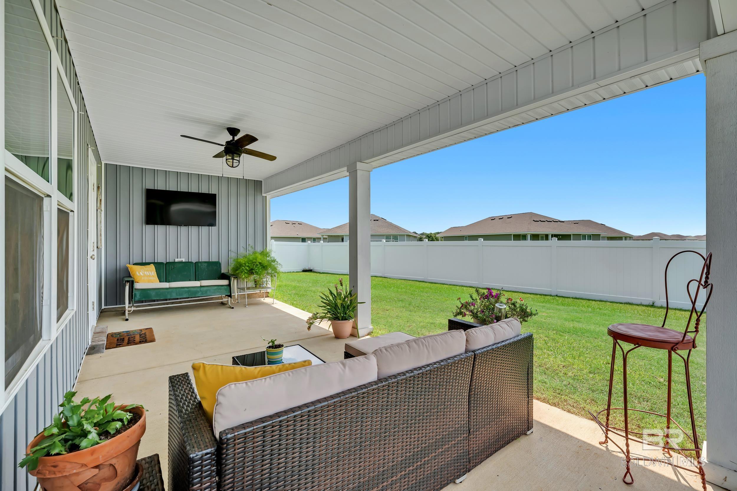 https://zimg.paragon.ice.com/ParagonImages/Property/PG/BCAR/398630/25/0/0/8a30811af53a30252b66200bc50d7376/7/e68afb3f0ab53667b3894fd9368abfe8/398630-6ccaee87-2754-4f08-970d-8a5b289fc3fe.JPG