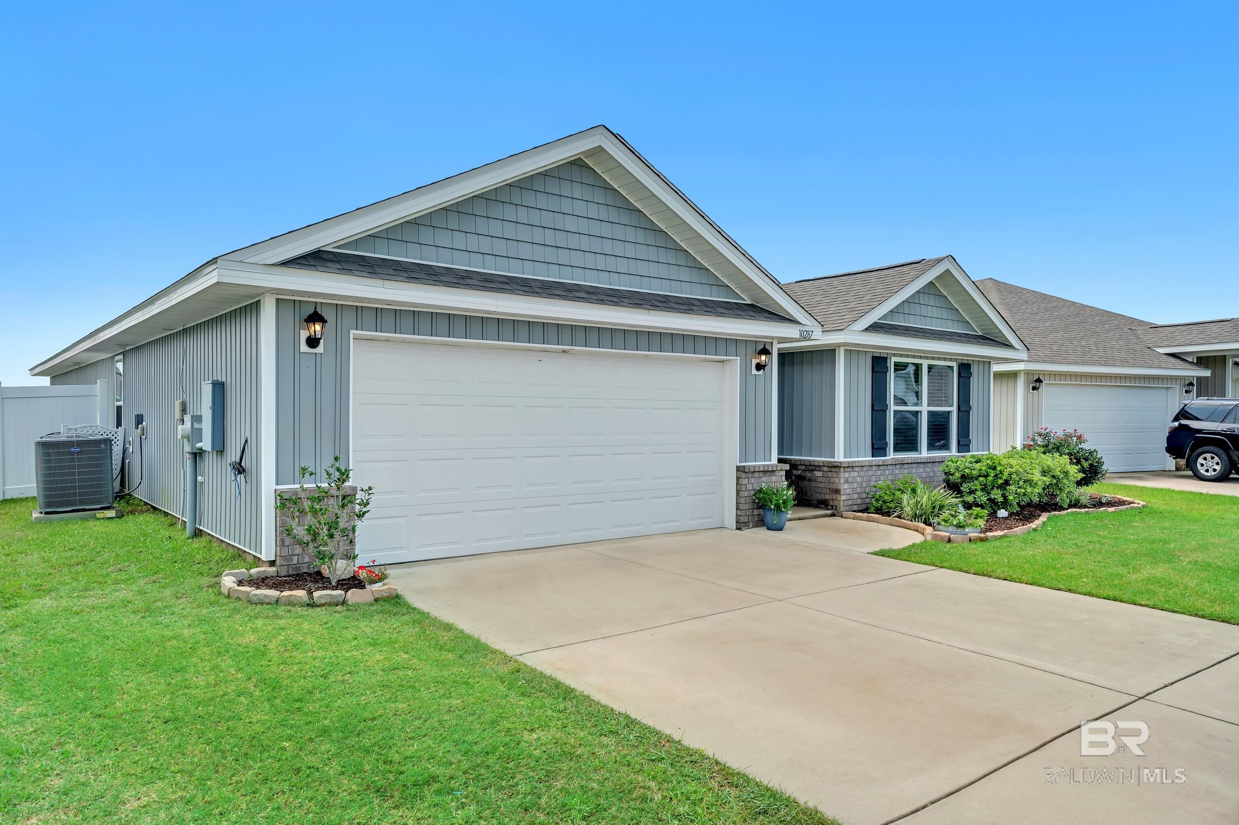 https://zimg.paragon.ice.com/ParagonImages/Property/PG/BCAR/398630/38/0/0/2a06f46d834a5ae314d45b8fa97c7e53/7/e68afb3f0ab53667b3894fd9368abfe8/398630-e46e1e38-91f6-4772-b779-3b9f7f3bb32a.JPG