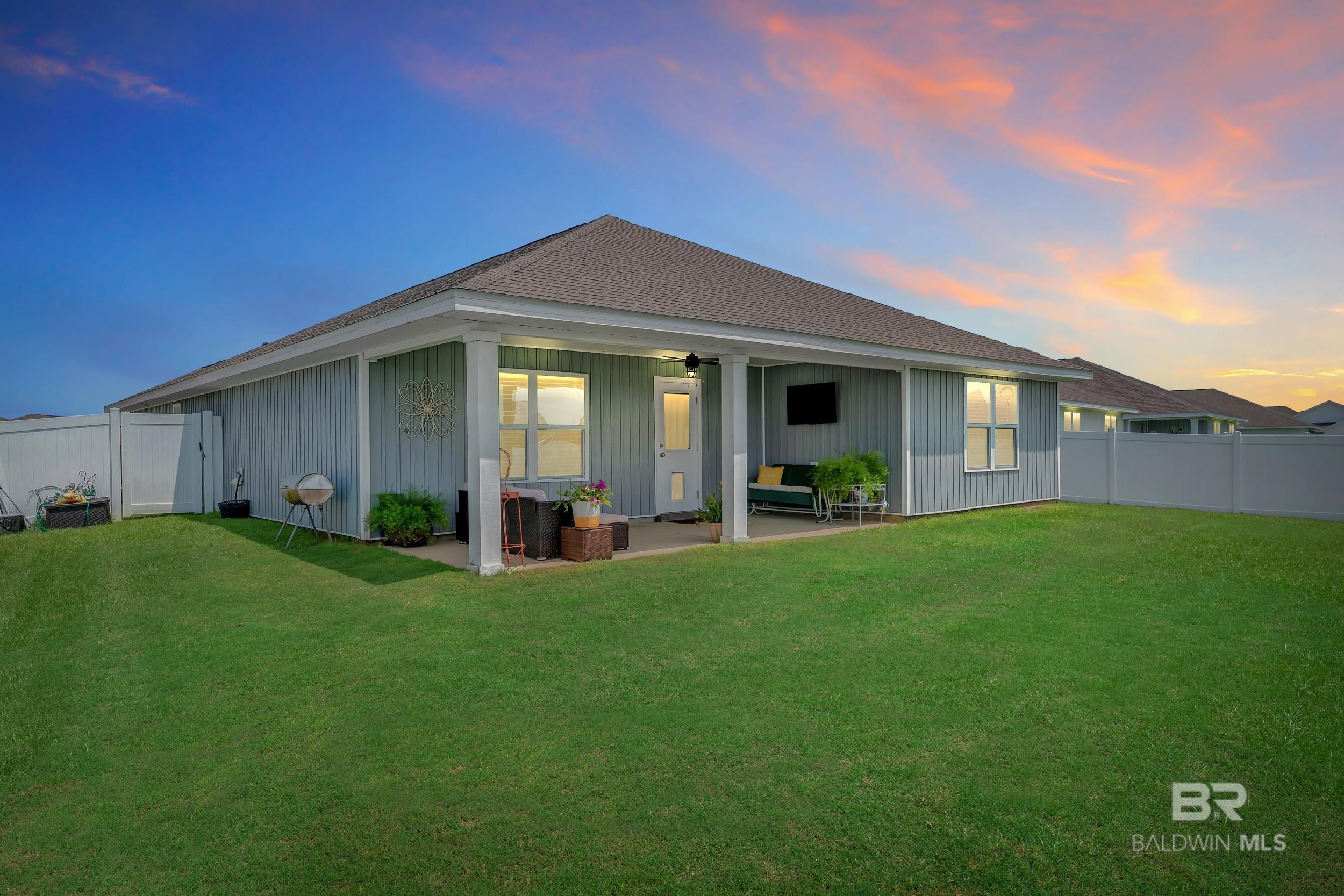 https://zimg.paragon.ice.com/ParagonImages/Property/PG/BCAR/398630/39/0/0/aa5c072f17b1418506ecaa28d6257c52/7/e68afb3f0ab53667b3894fd9368abfe8/398630-9d0528ef-e3ba-4869-8f72-cc4bd12ec17f.JPG