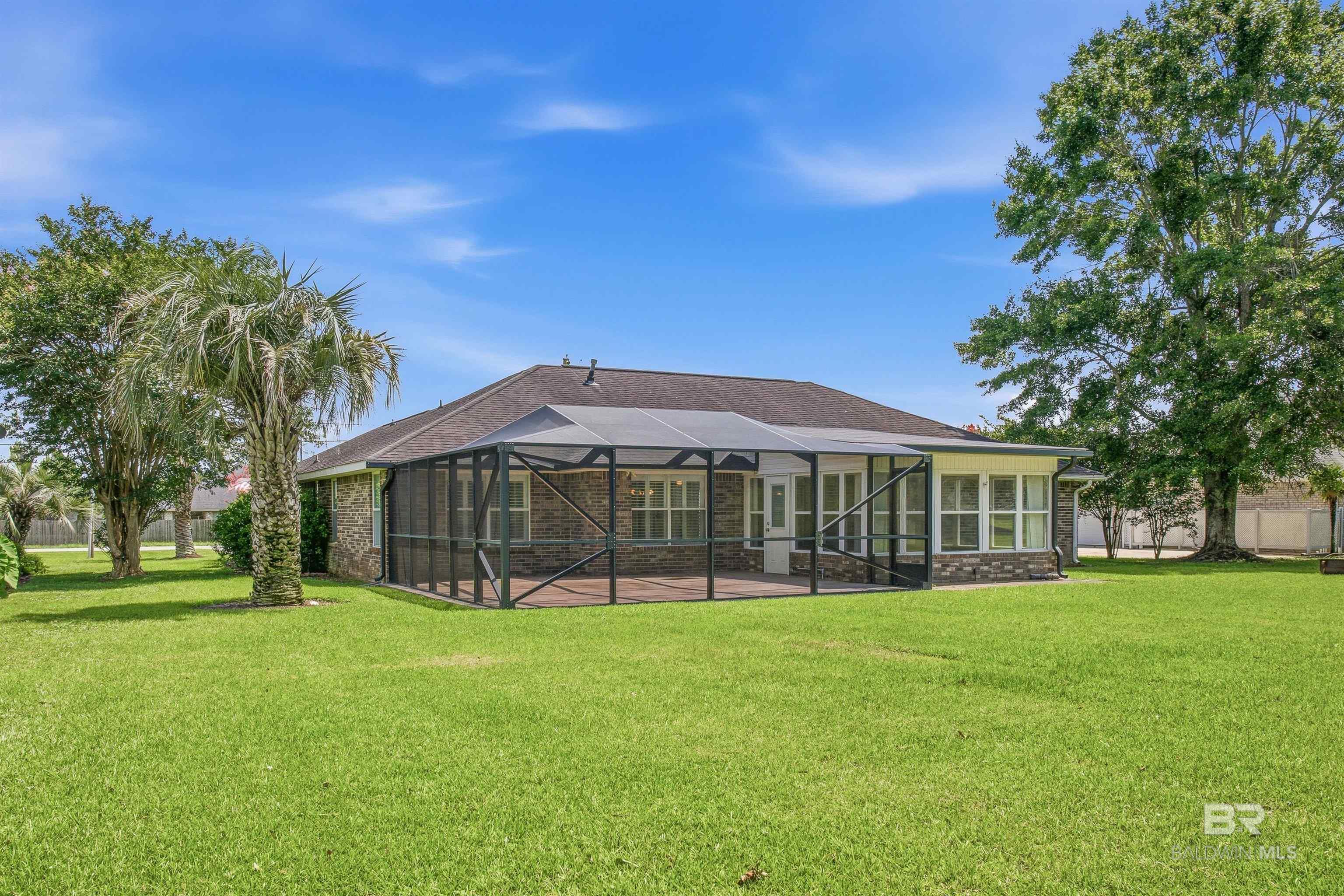 https://zimg.paragon.ice.com/ParagonImages/Property/PG/BCAR/398637/13/0/0/d6392fa5f909c51a622b6406e7c2c2df/7/8f914319bbe7b1aff9b6b4c1be637a6e/398637-d64db301-e352-4def-9f49-fce959296b3a.JPG