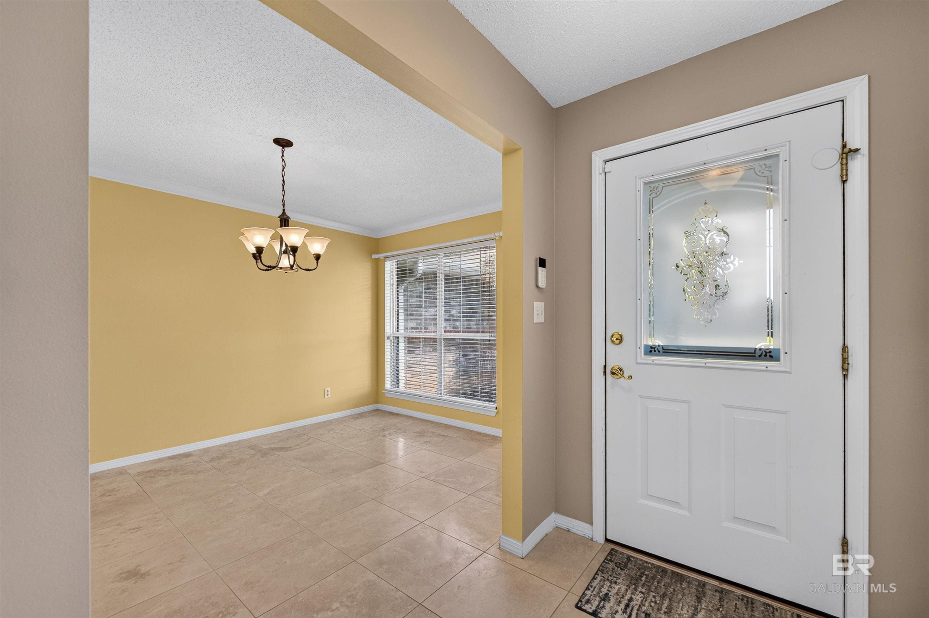 https://zimg.paragon.ice.com/ParagonImages/Property/PG/BCAR/398637/24/0/0/346695bb8c361098be34fc103bb4287f/7/8f914319bbe7b1aff9b6b4c1be637a6e/398637-e29b1167-f37c-43c4-89f6-580a8dcd15f8.JPG