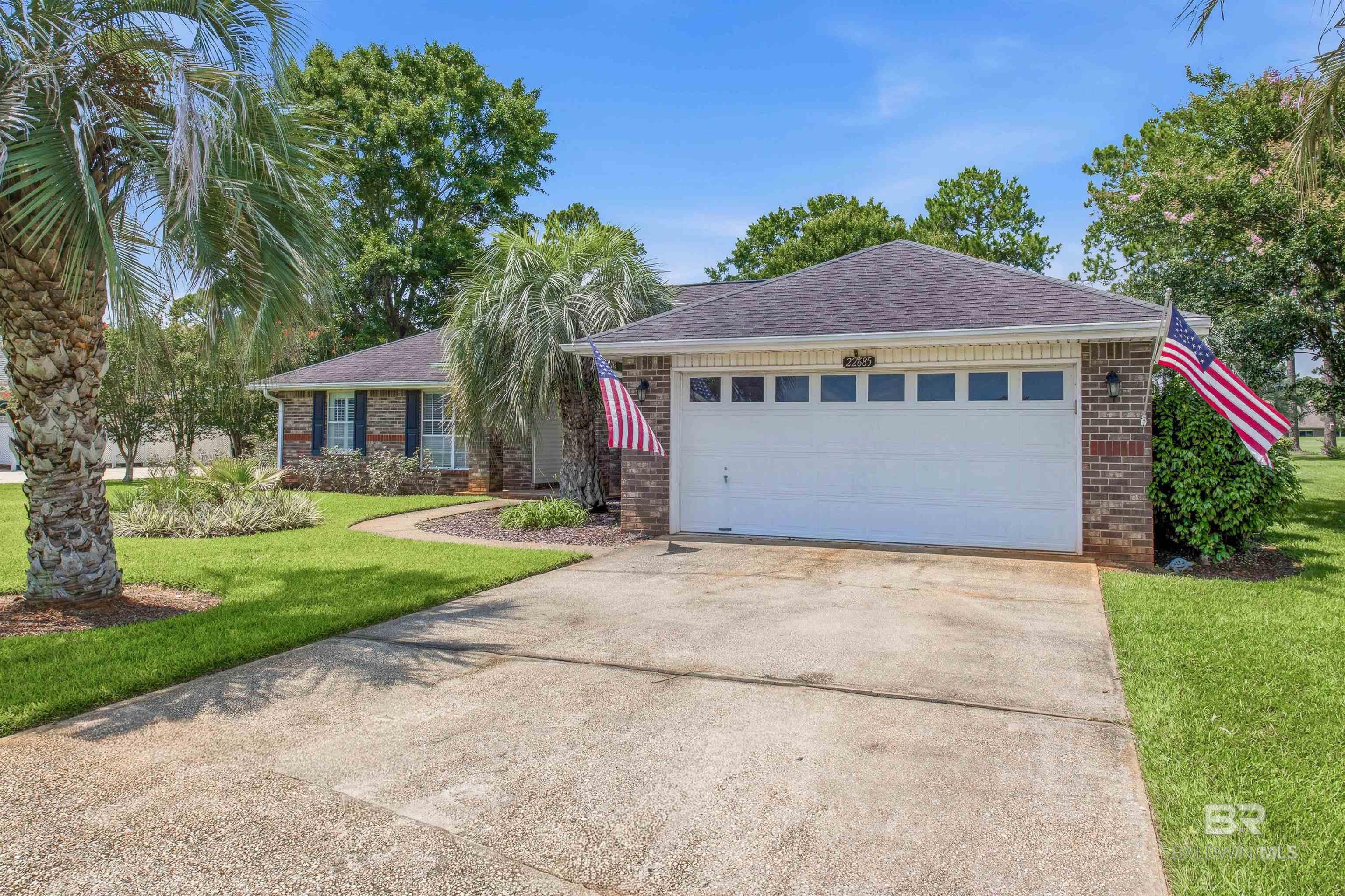 https://zimg.paragon.ice.com/ParagonImages/Property/PG/BCAR/398637/7/0/0/29170d8804615f5a36684a9fe502c206/7/8f914319bbe7b1aff9b6b4c1be637a6e/398637-1aa732fc-0b31-4fc3-b64d-bdb68181d6ef.JPG