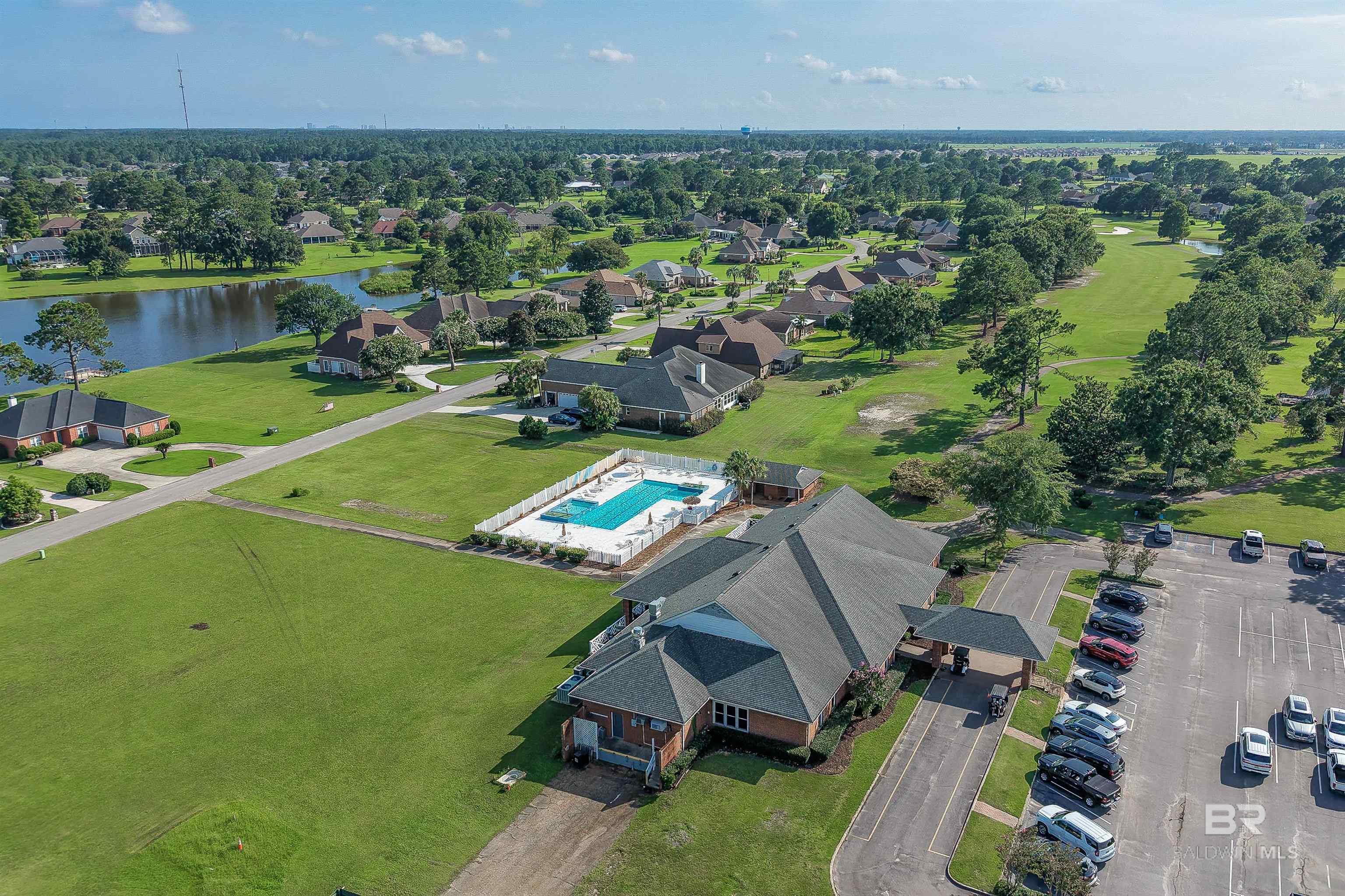 https://zimg.paragon.ice.com/ParagonImages/Property/PG/BCAR/398637/85/0/0/2c4bed37e6600a96f3aa556f575a97cf/7/8f914319bbe7b1aff9b6b4c1be637a6e/398637-9bfa6e2c-8fea-444f-96a9-80db61a1dec5.JPG